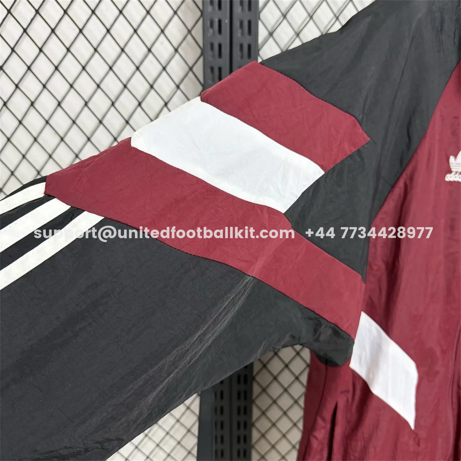 Unitedfootballkit.com | Ajax 25-26 Training Windbreaker Jacket - Wine Red -Customize Name, Number and Patch | Worldwide Shipping