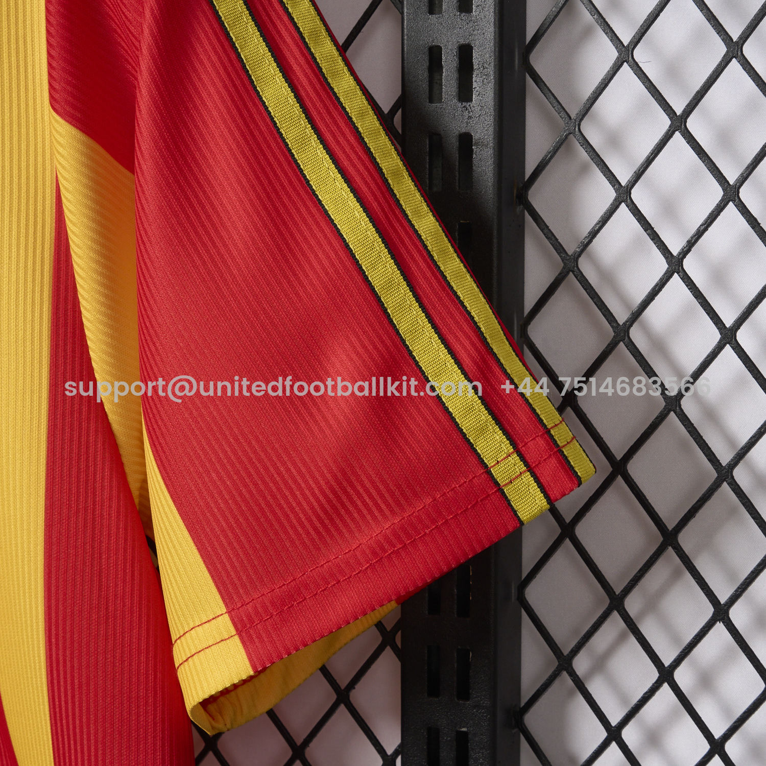 Unitedfootballkit.com | Retro Galatasaray 2000-01 Home Jersey -Customize Name, Number and Patch | Worldwide Shipping