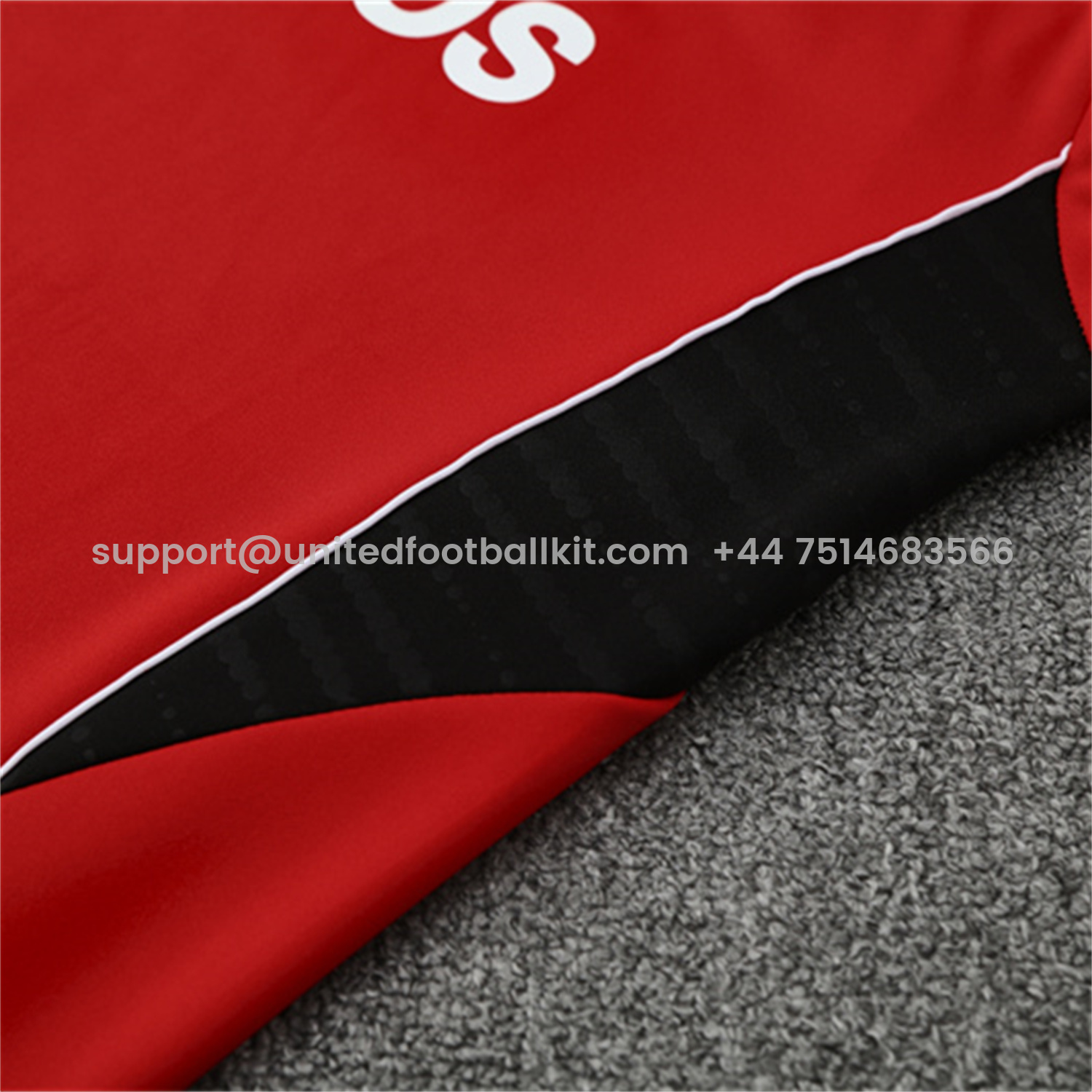 Unitedfootballkit.com | Manchester United 25-26 Long Sleeves Training Set - Red Top & Black Pants -Customize Name, Number and Patch | Worldwide Shipping