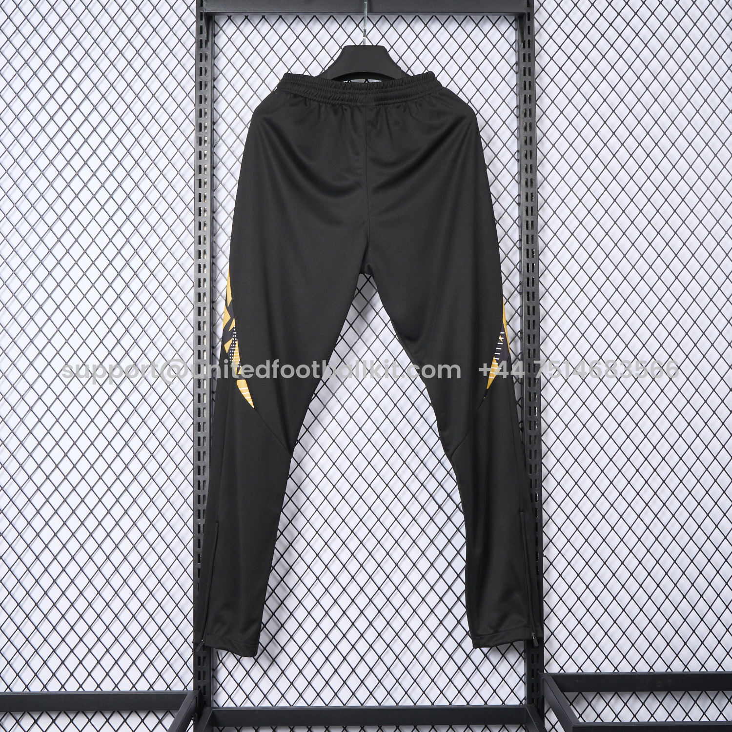 Unitedfootballkit.com | Real Madrid 24-25 Black Training Pants - Player Version -Customize Name, Number and Patch | Worldwide Shipping