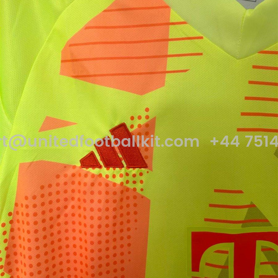 Unitedfootballkit.com | Bayern Munich 24-25 Green Goalkeeper Jersey - Fans Version -Customize Name, Number and Patch | Worldwide Shipping