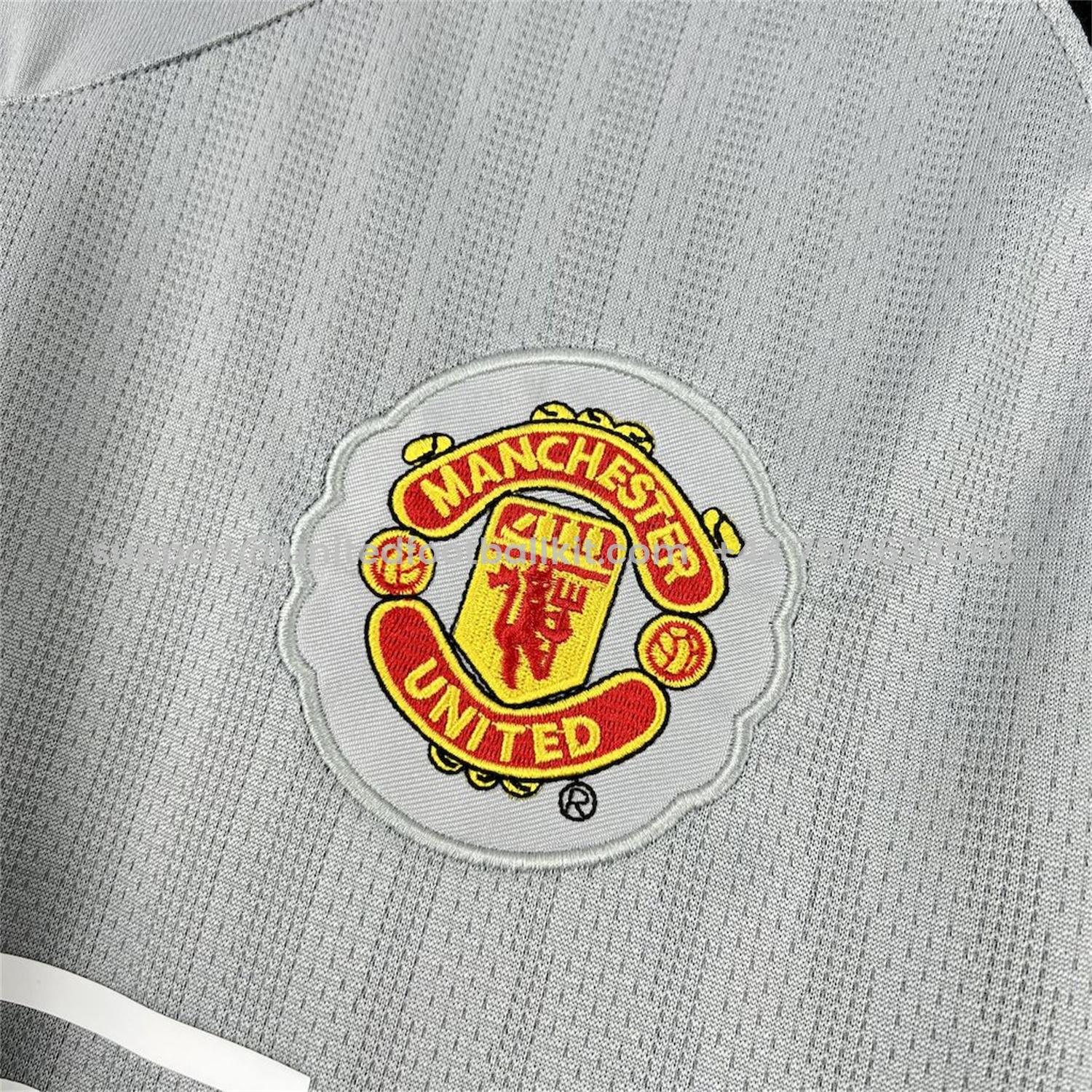 Unitedfootballkit.com | Retro Manchester United 2007-08 Grey Goalkeeper Jersey -Customize Name, Number and Patch | Worldwide Shipping