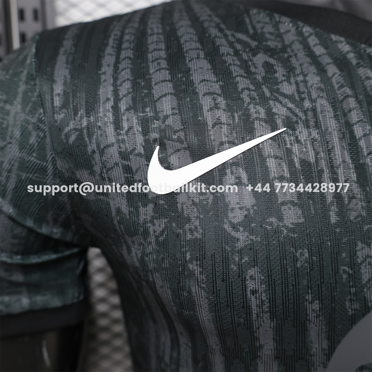 Unitedfootballkit.com | Barcelona 25-26 Grey And Black Special Jersey - Player Version -Customize Name, Number and Patch | Worldwide Shipping