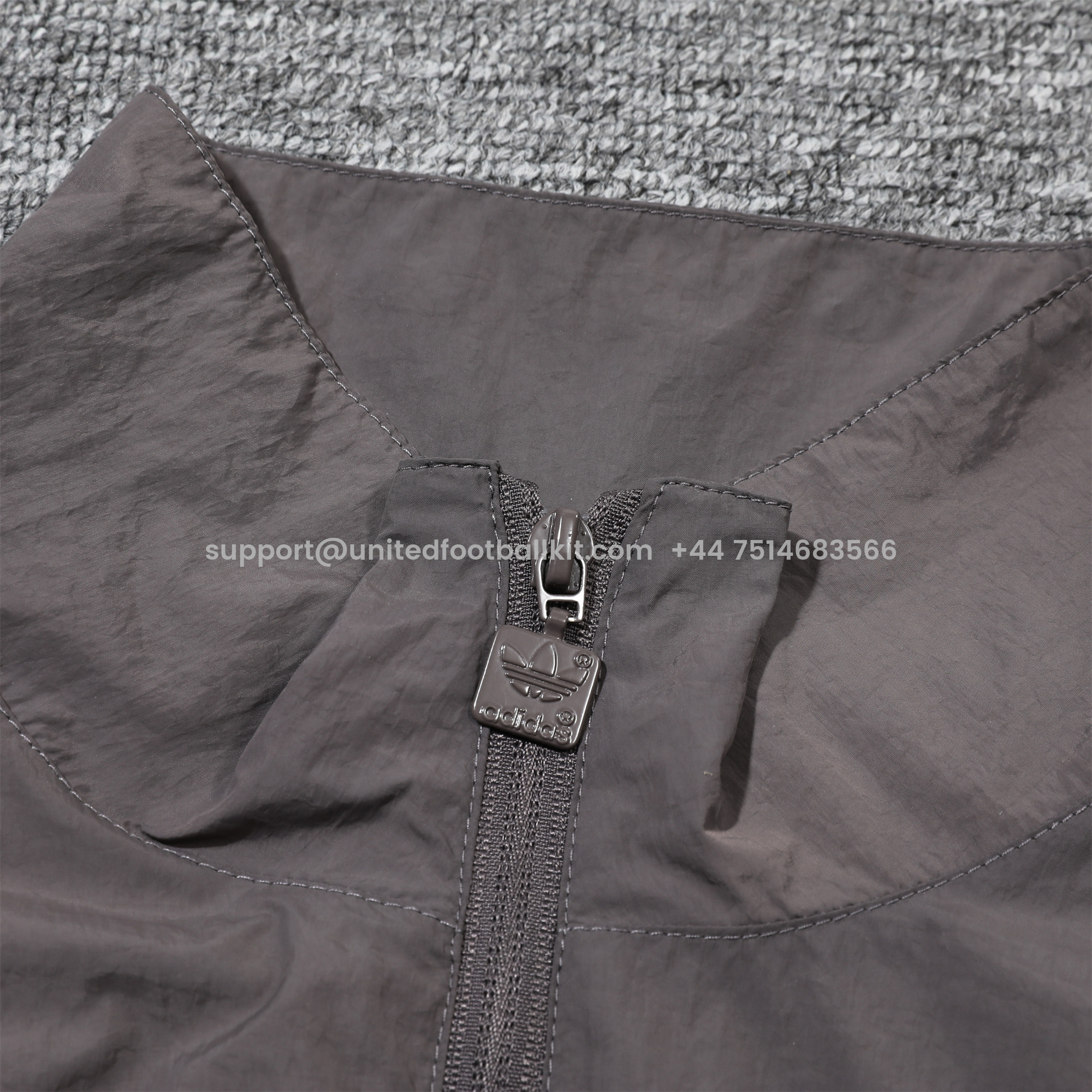 Unitedfootballkit.com | Real Madrid 24-25 Throwback Windbreaker Suit - Grey Jackets & Pants -Customize Name, Number and Patch | Worldwide Shipping