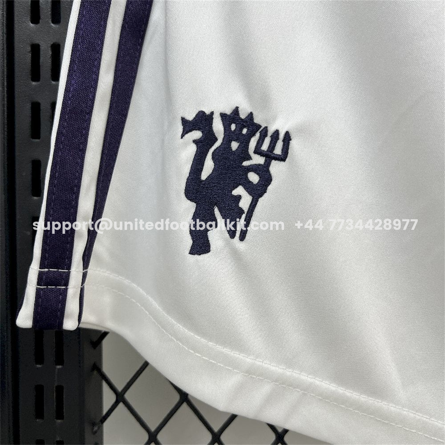 Unitedfootballkit.com | Manchester United 25-26 Away White Shorts - Fans Version -Customize Name, Number and Patch | Worldwide Shipping