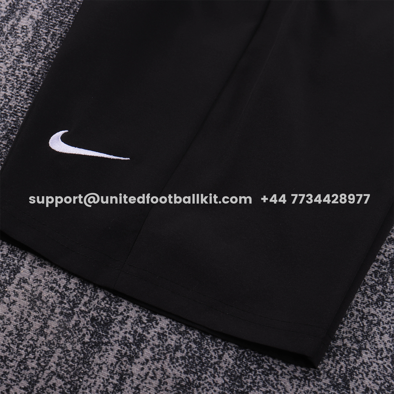 Unitedfootballkit.com | Retro Manchester United 2003-04 Away Kids Kit -Customize Name, Number and Patch | Worldwide Shipping