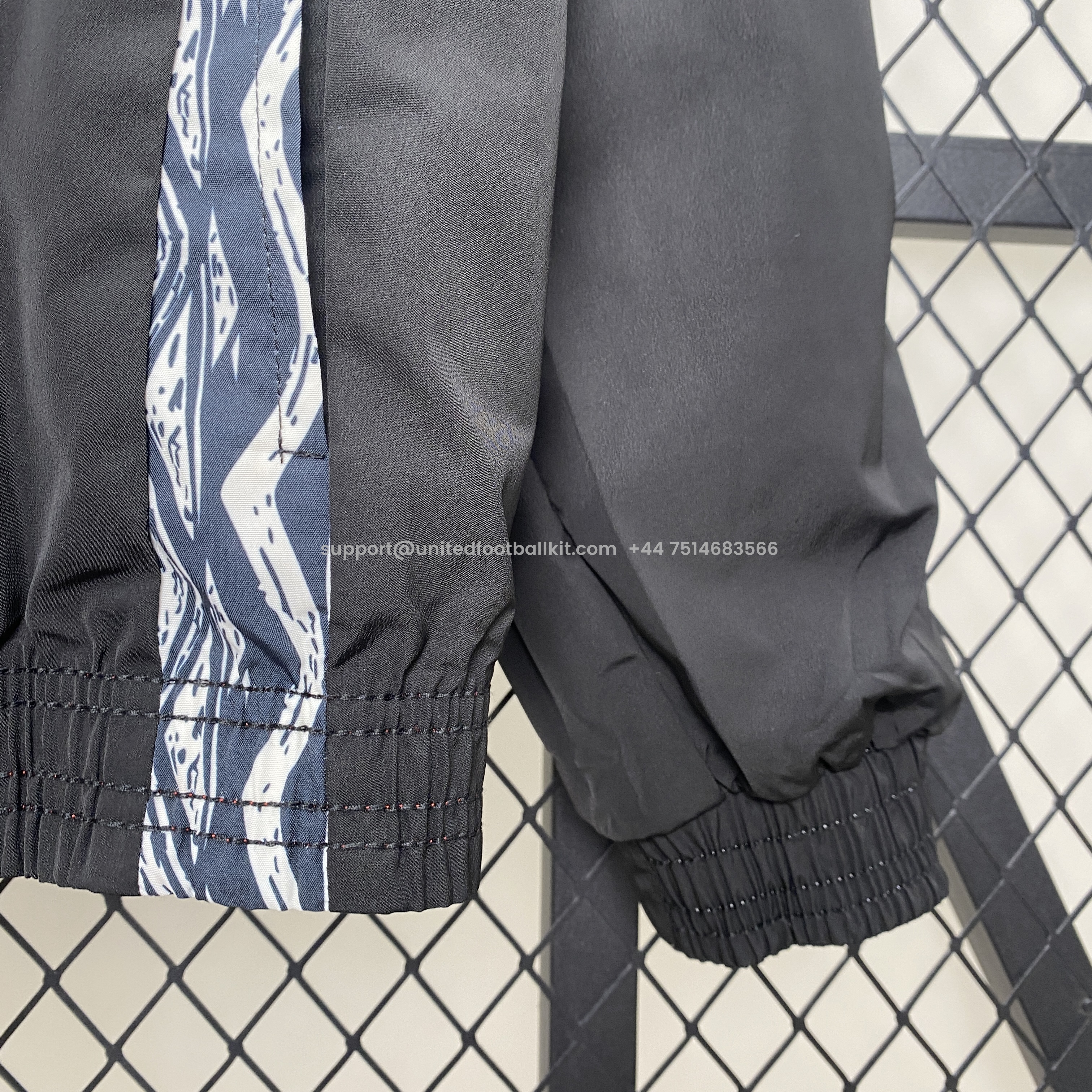 Unitedfootballkit.com | Arsenal 24-25 Double Sided Reversible Windbreaker - Home & Away Jersey Style -Customize Name, Number and Patch | Worldwide Shipping