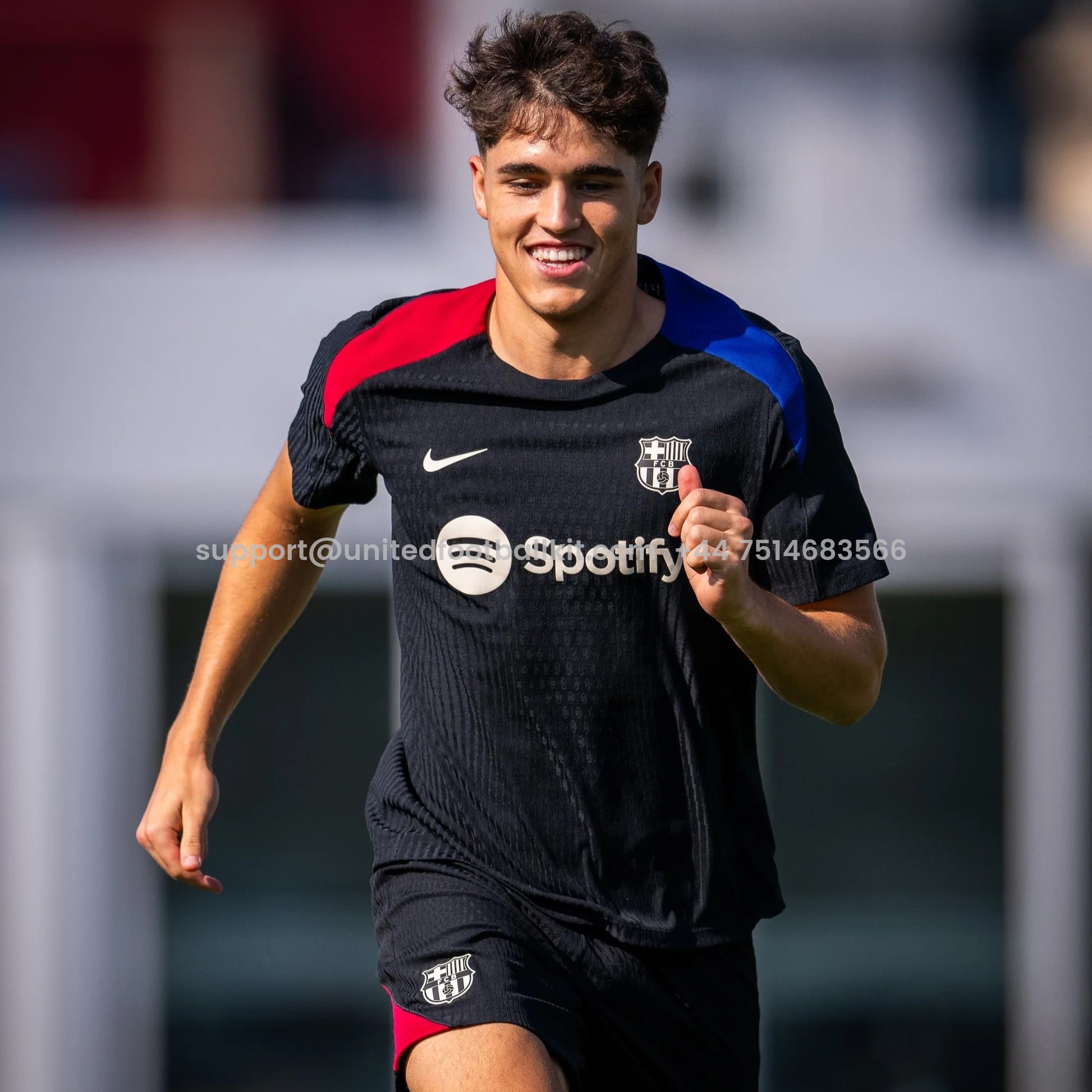 Unitedfootballkit.com | Barcelona 24-25 Short-Sleeve Training Set - Black Top & Shorts -Customize Name, Number and Patch | Worldwide Shipping