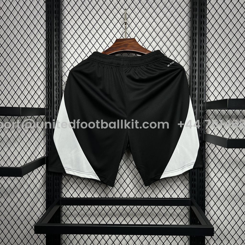 Unitedfootballkit.com | Juventus 24-25 Home Shorts - Fans Version -Customize Name, Number and Patch | Worldwide Shipping