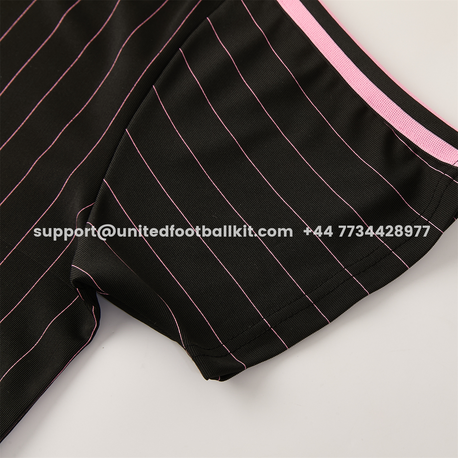 Unitedfootballkit.com | Juventus 26-27 Short-Sleeve Training Set - Pink Lines Black Top & Shorts -Customize Name, Number and Patch | Worldwide Shipping