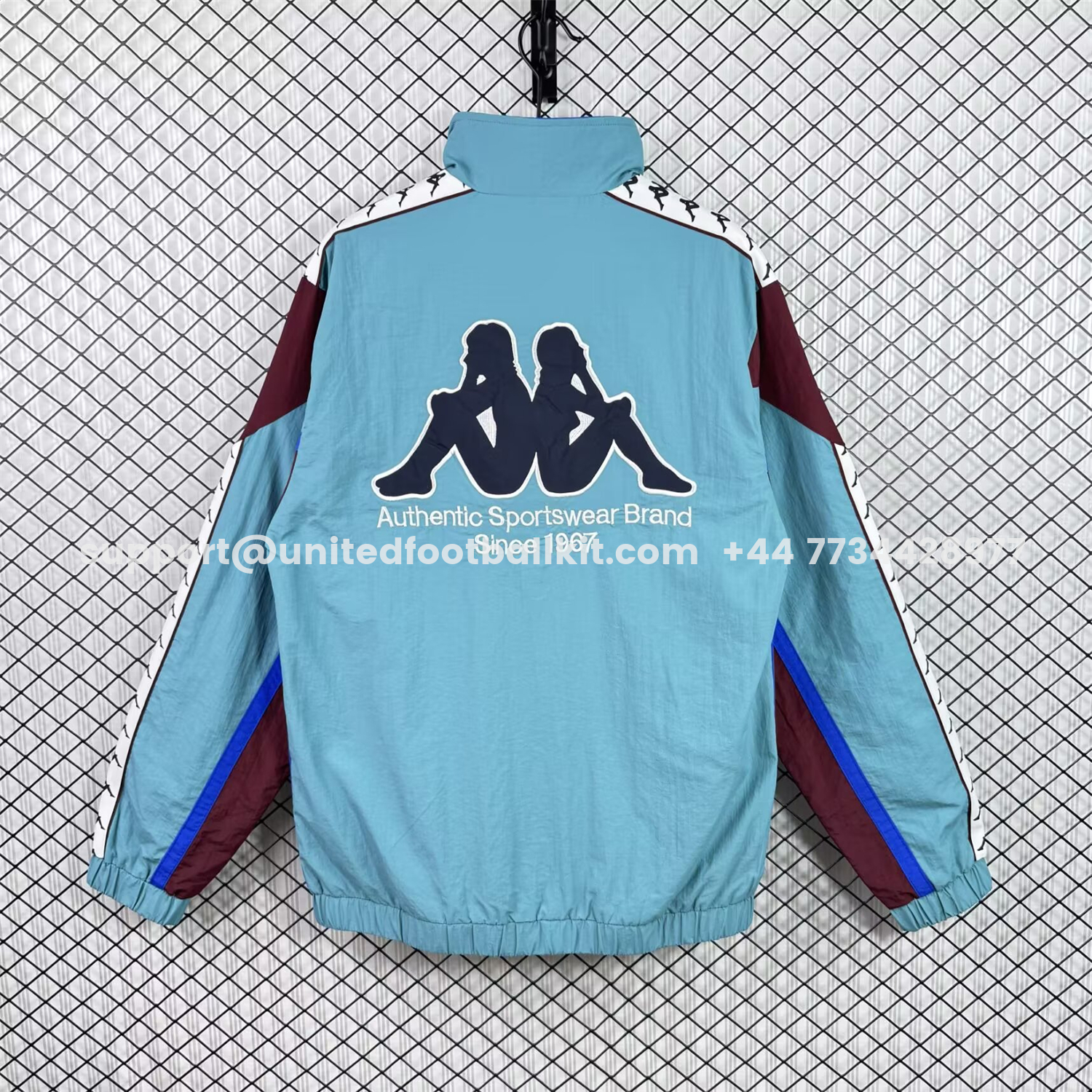 Unitedfootballkit.com | Retro Barcelona 1994-95 Windbreaker Jacket - Blue -Customize Name, Number and Patch | Worldwide Shipping