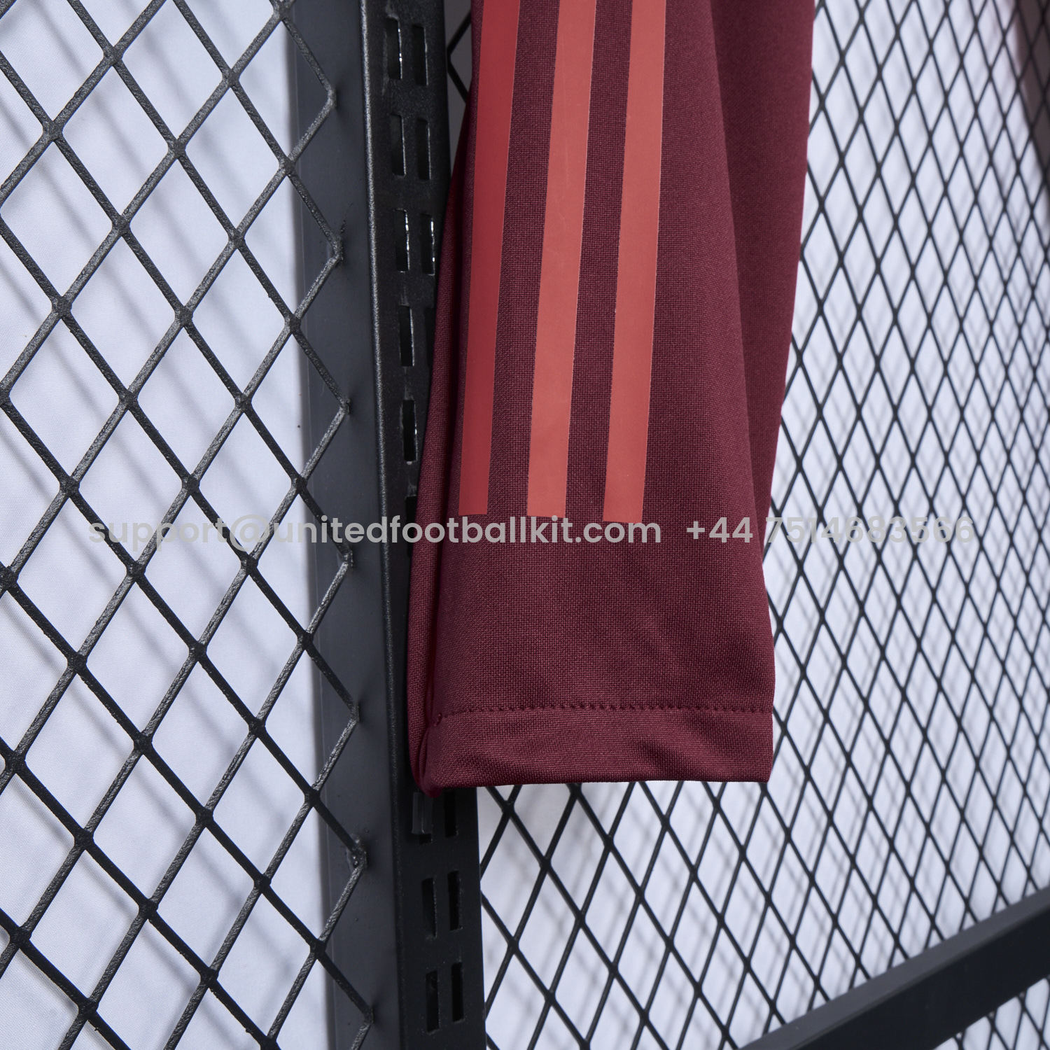 Unitedfootballkit.com | AS Roma 24-25 Burgundy Training Pants - Player Version -Customize Name, Number and Patch | Worldwide Shipping