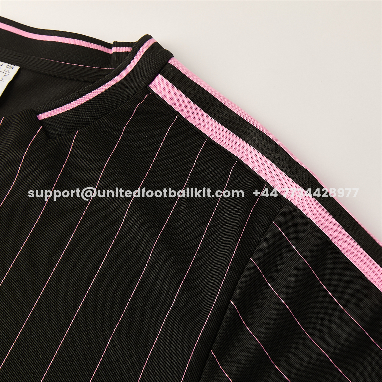 Unitedfootballkit.com | Juventus 26-27 Short-Sleeve Training Set - Pink Lines Black Top & Shorts -Customize Name, Number and Patch | Worldwide Shipping