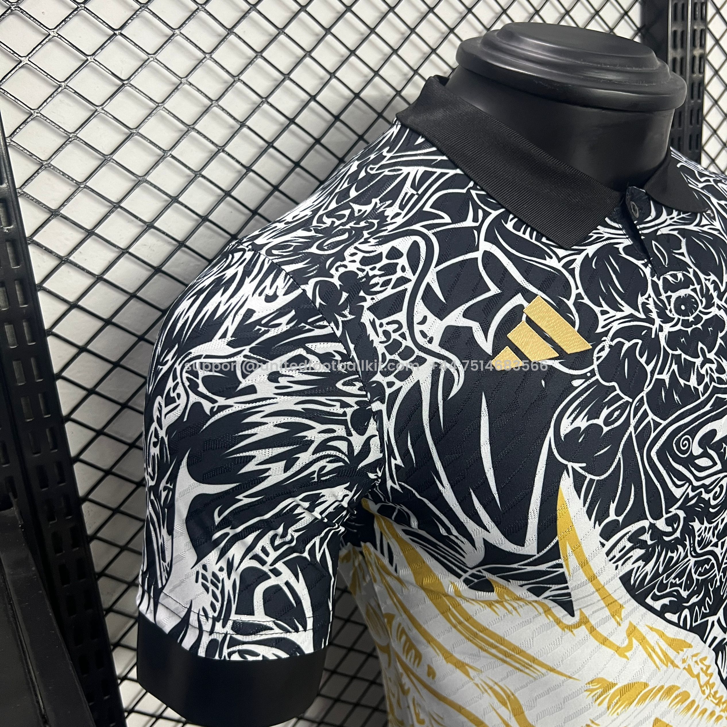 Unitedfootballkit.com | Real Madrid 24-25 White Dragon Special Edition Black Jersey - Player Version -Customize Name, Number and Patch | Worldwide Shipping