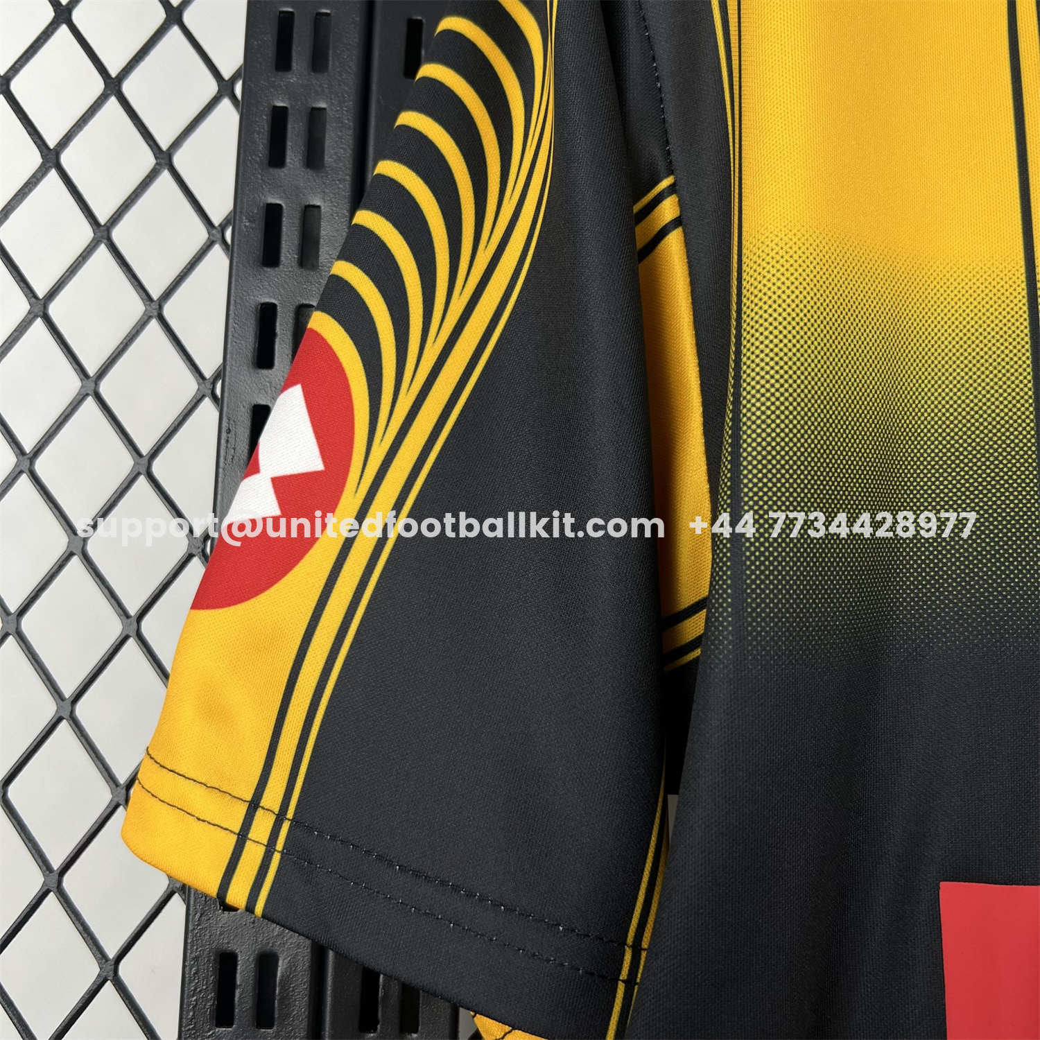 Unitedfootballkit.com | Retro Real Zaragoza 2003-04 Away Jersey -Customize Name, Number and Patch | Worldwide Shipping