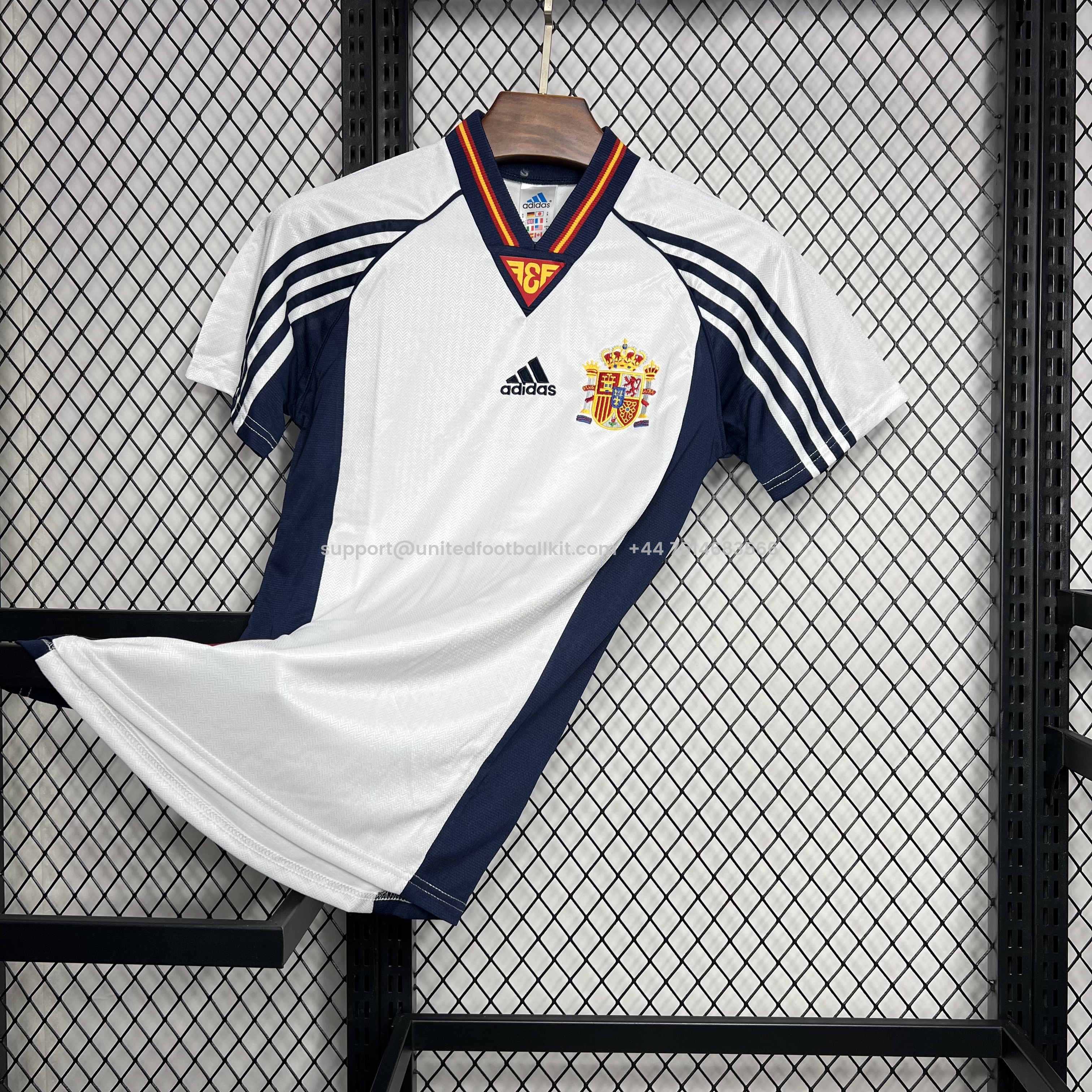 Unitedfootballkit.com | Retro Spain 1998 Away Jersey -Customize Name, Number and Patch | Worldwide Shipping