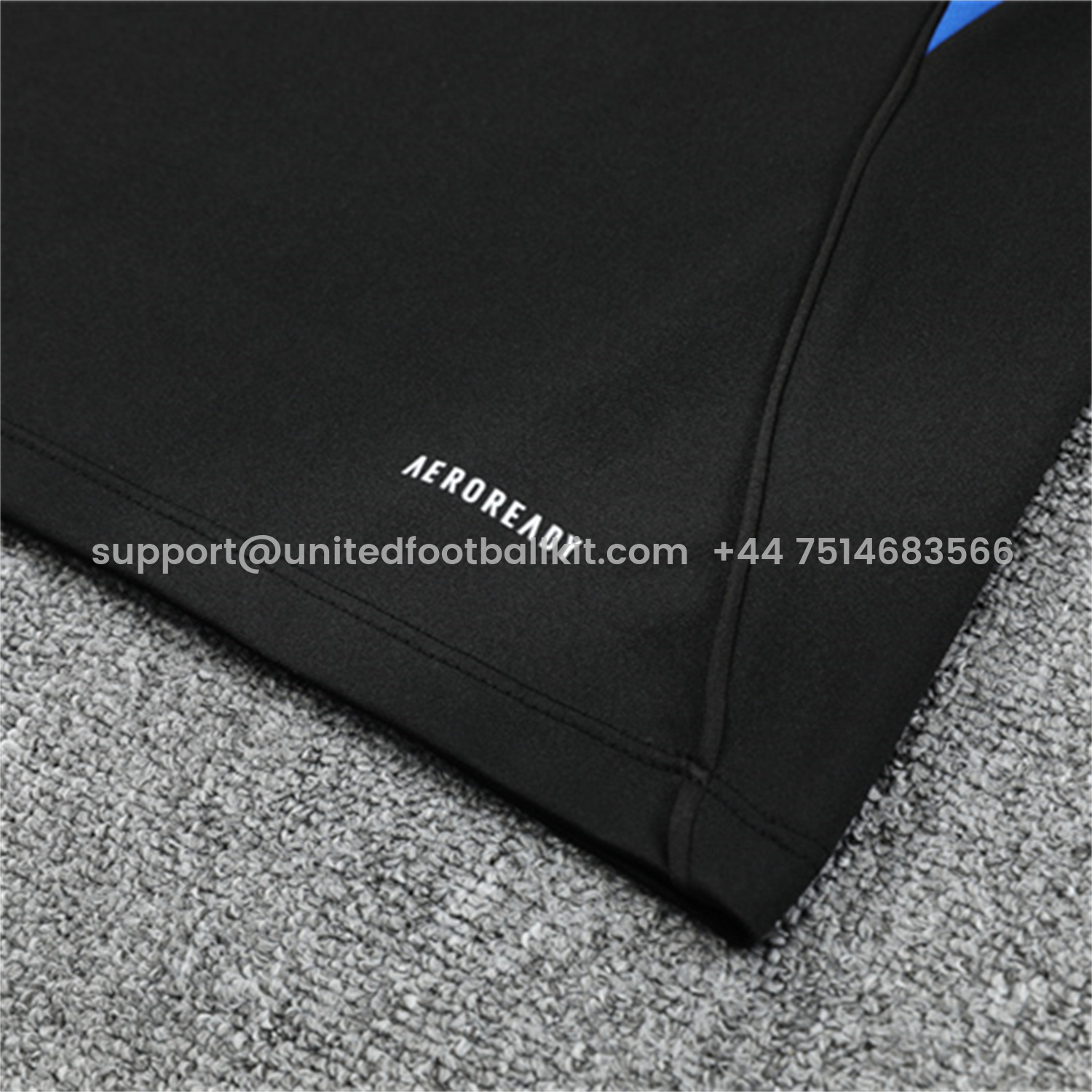 Unitedfootballkit.com | Manchester United 25-26 Kid Long Sleeves Training Set - Black Top & Black Pants -Customize Name, Number and Patch | Worldwide Shipping