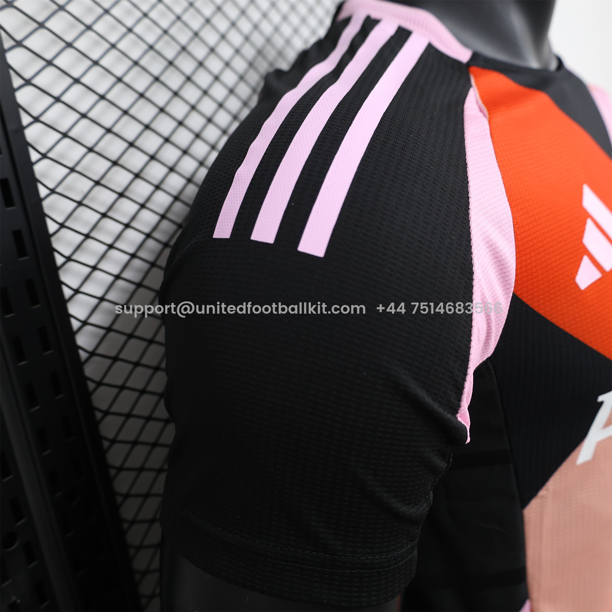 Unitedfootballkit.com | Bayern Munich 24-25 LeGer Special Pink October Jersey - Player Version -Customize Name, Number and Patch | Worldwide Shipping
