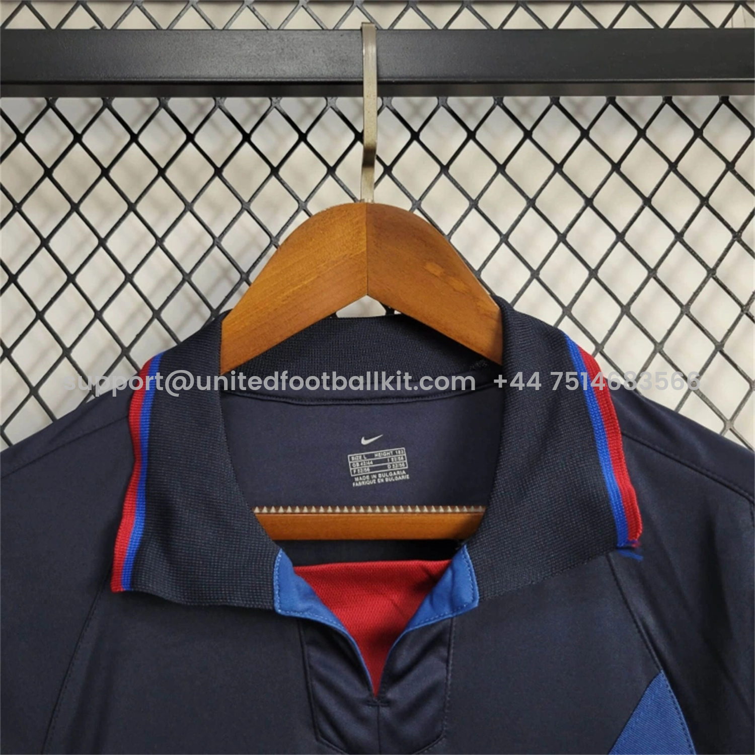 Unitedfootballkit.com | Retro Barcelona 02-03 Away Jersey -Customize Name, Number and Patch | Worldwide Shipping