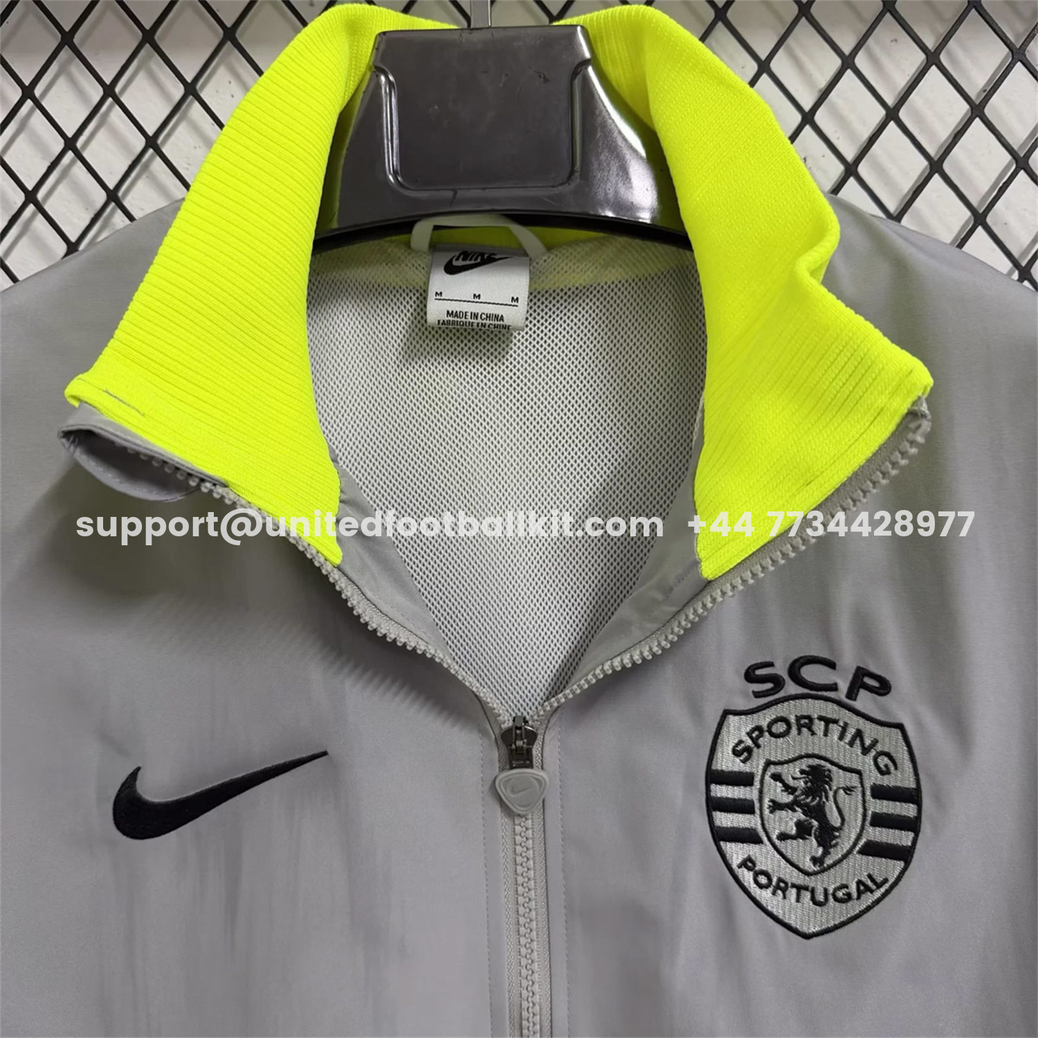 Unitedfootballkit.com | Sporting CP 25-26 Windbreaker Jacket - Grey -Customize Name, Number and Patch | Worldwide Shipping