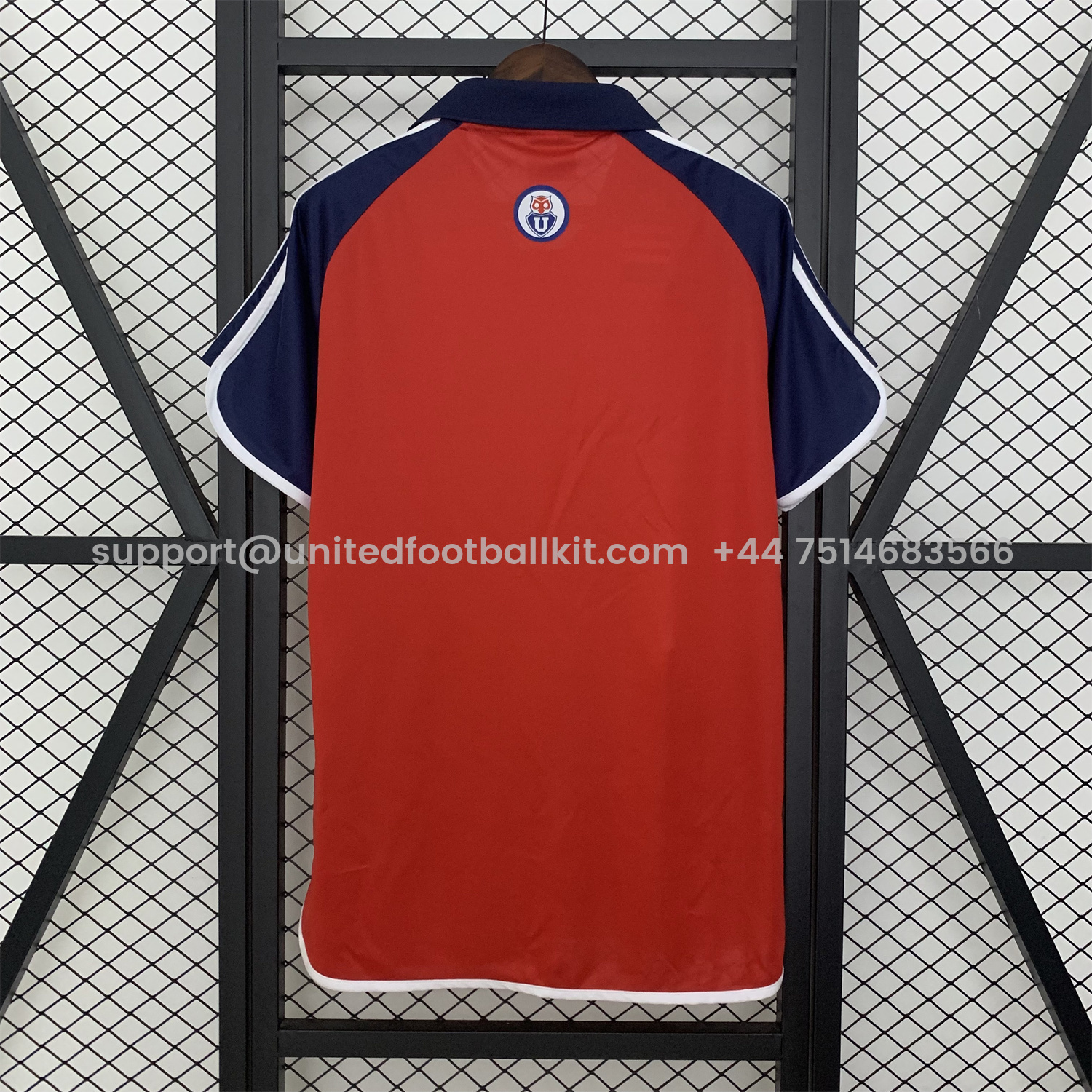 Unitedfootballkit.com | Retro Universidad De Chile 2001-02 Away Jersey -Customize Name, Number and Patch | Worldwide Shipping