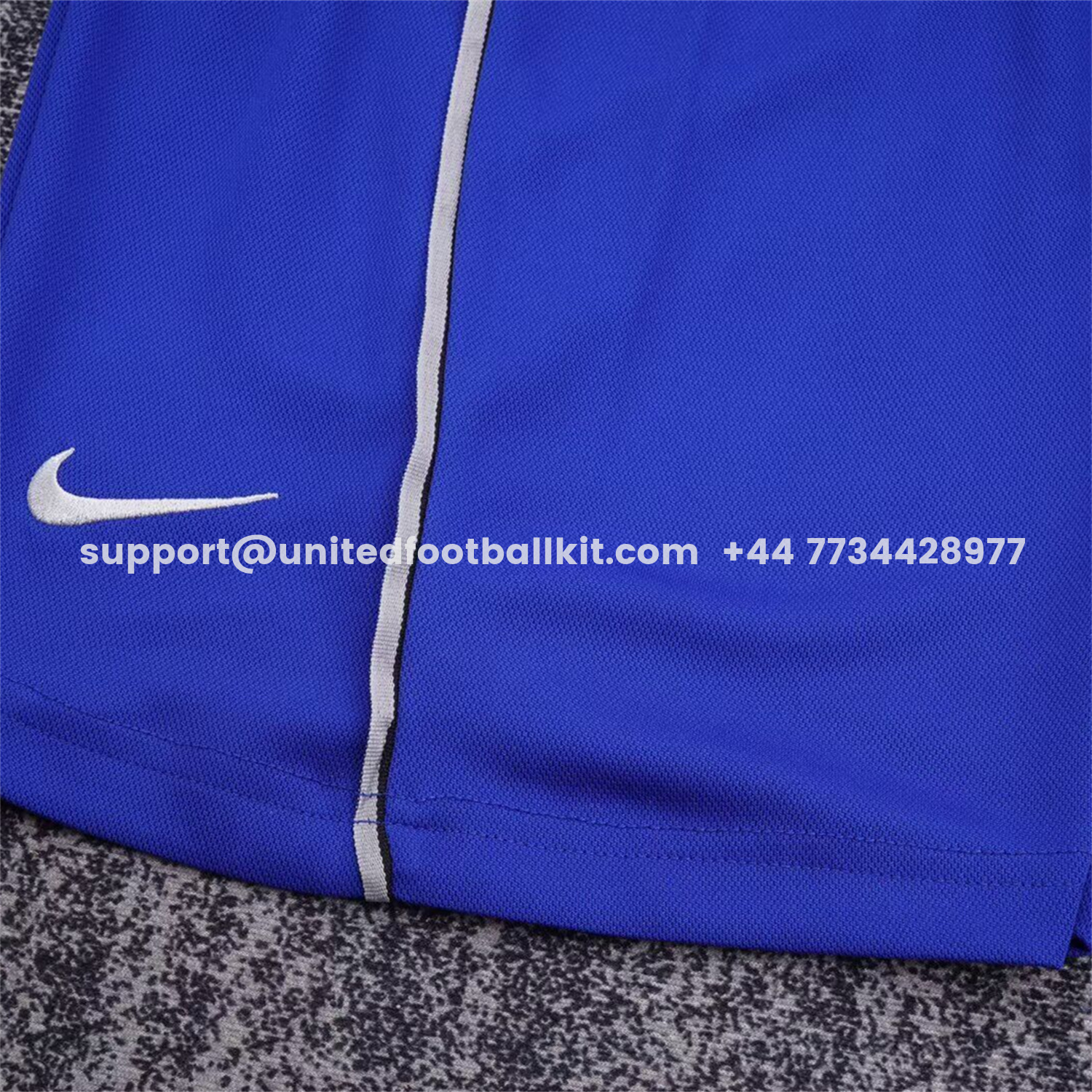 Unitedfootballkit.com | Retro Manchester United 2002-03 Third Kids Kit -Customize Name, Number and Patch | Worldwide Shipping