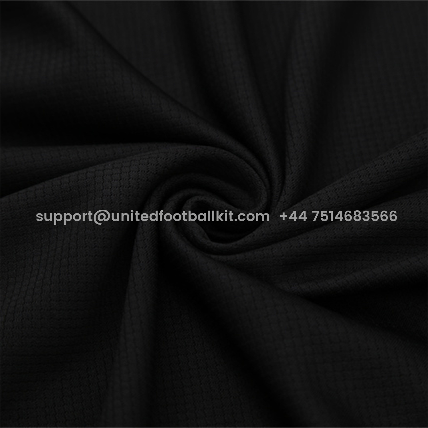 Unitedfootballkit.com | Manchester United 25-26 Kids Short-Sleeve Training Set - Black Top & Black shorts -Customize Name, Number and Patch | Worldwide Shipping