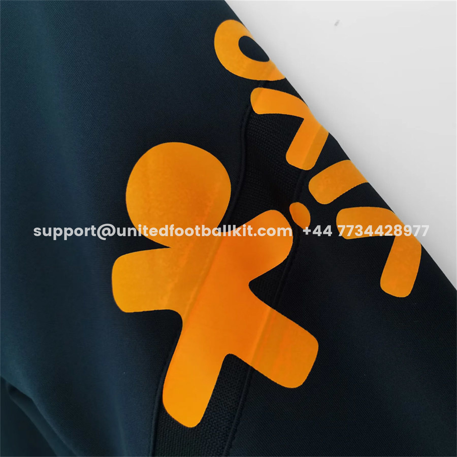 Unitedfootballkit.com | Retro Brazil 2022 Dark Blue Windbreaker -Customize Name, Number and Patch | Worldwide Shipping