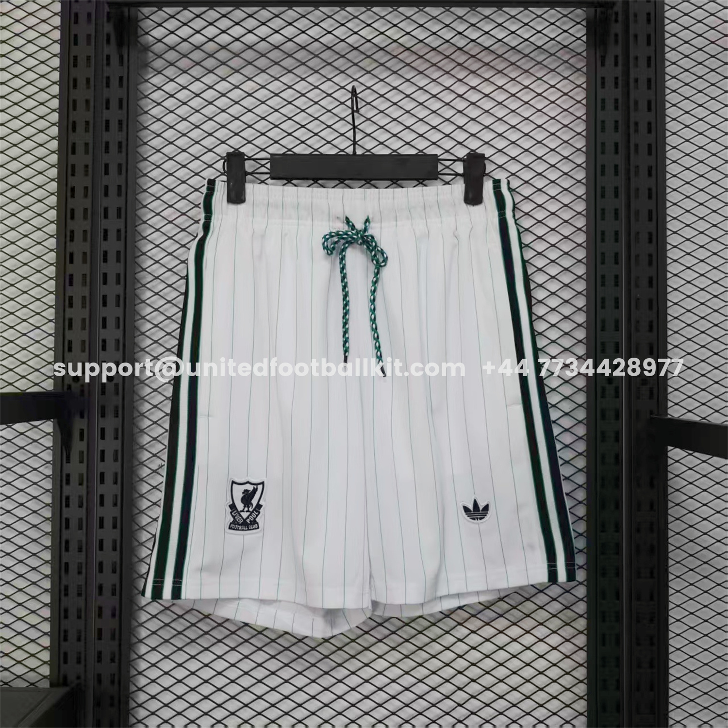 Unitedfootballkit.com | Liver.pool 25-26 Trefoil White Travel Shorts - Player Version -Customize Name, Number and Patch | Worldwide Shipping