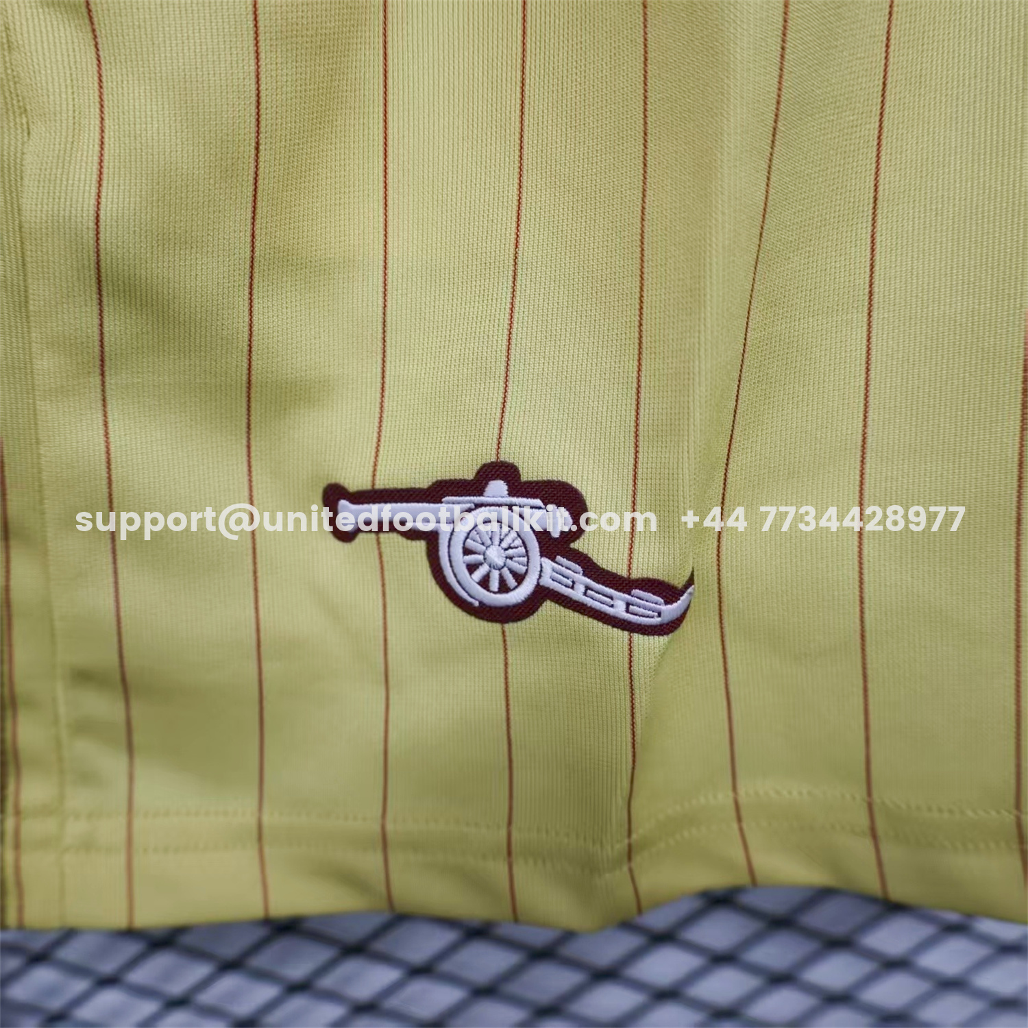 Unitedfootballkit.com | Arsenal 25-26 Trefoil Yellow Travel Shorts - Player Version -Customize Name, Number and Patch | Worldwide Shipping