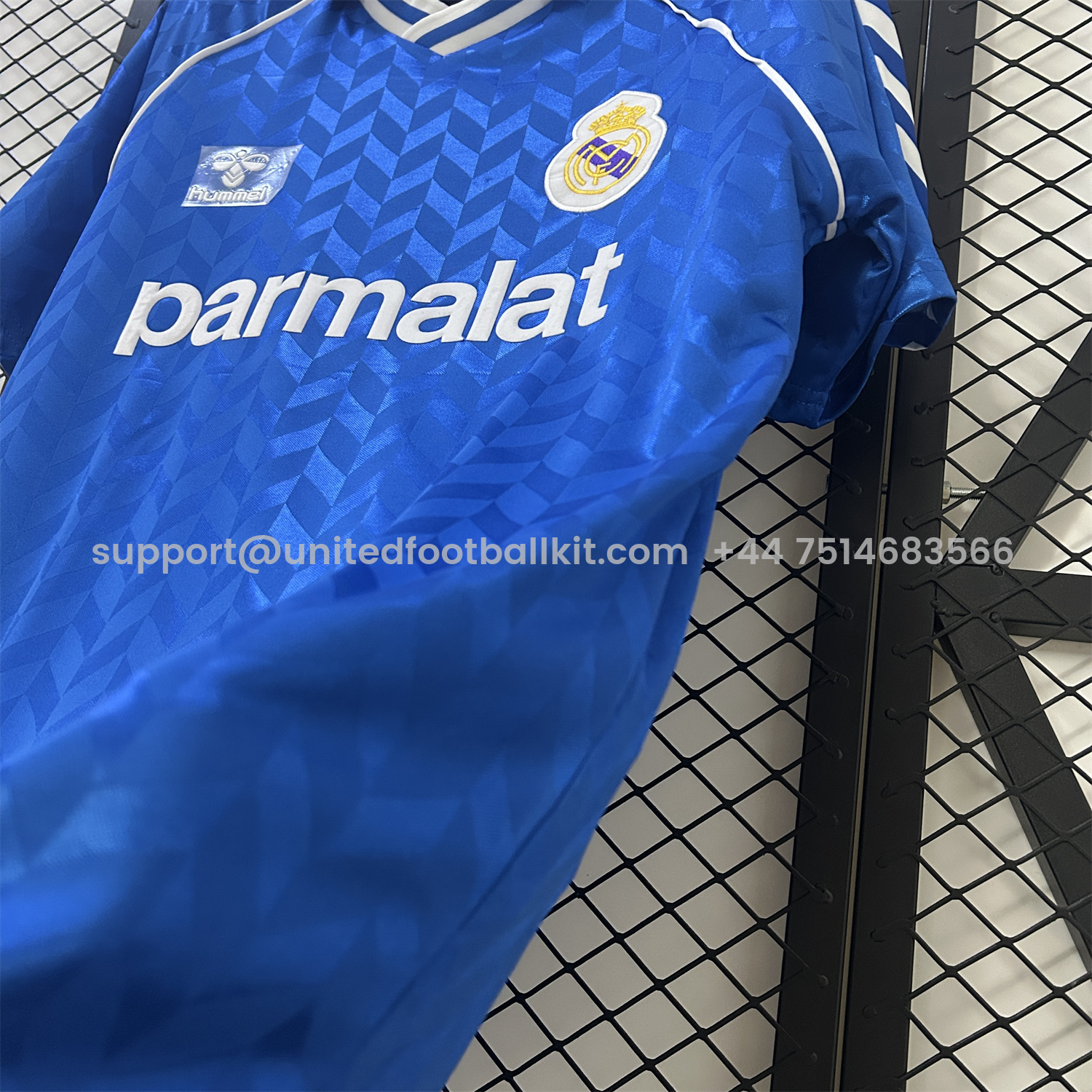 Unitedfootballkit.com | Retro Real Madrid 1986-88 Away Jersey -Customize Name, Number and Patch | Worldwide Shipping