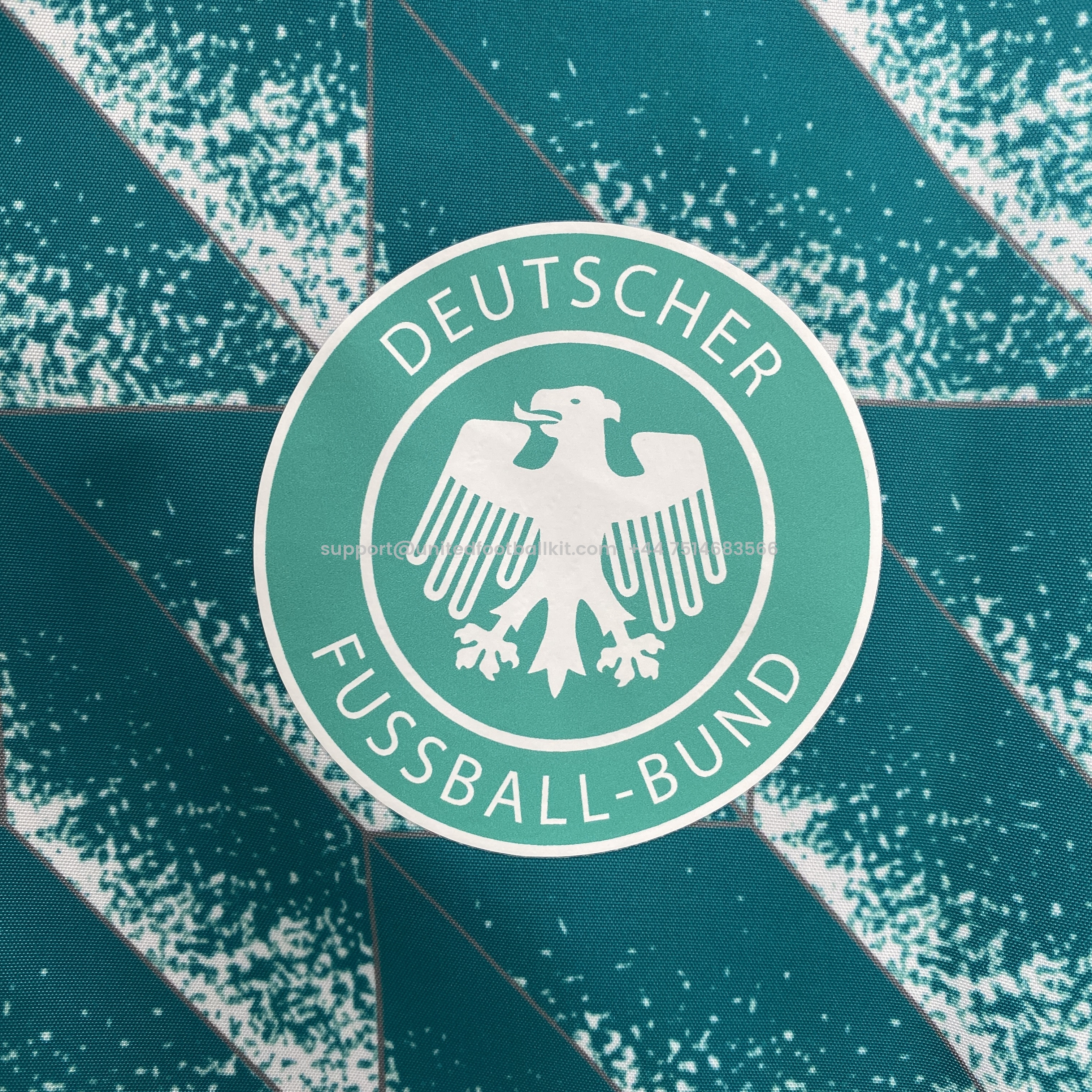 Unitedfootballkit.com | Germany 24-25 Double Sided Reversible Windbreaker - Pink & Vintage Green -Customize Name, Number and Patch | Worldwide Shipping