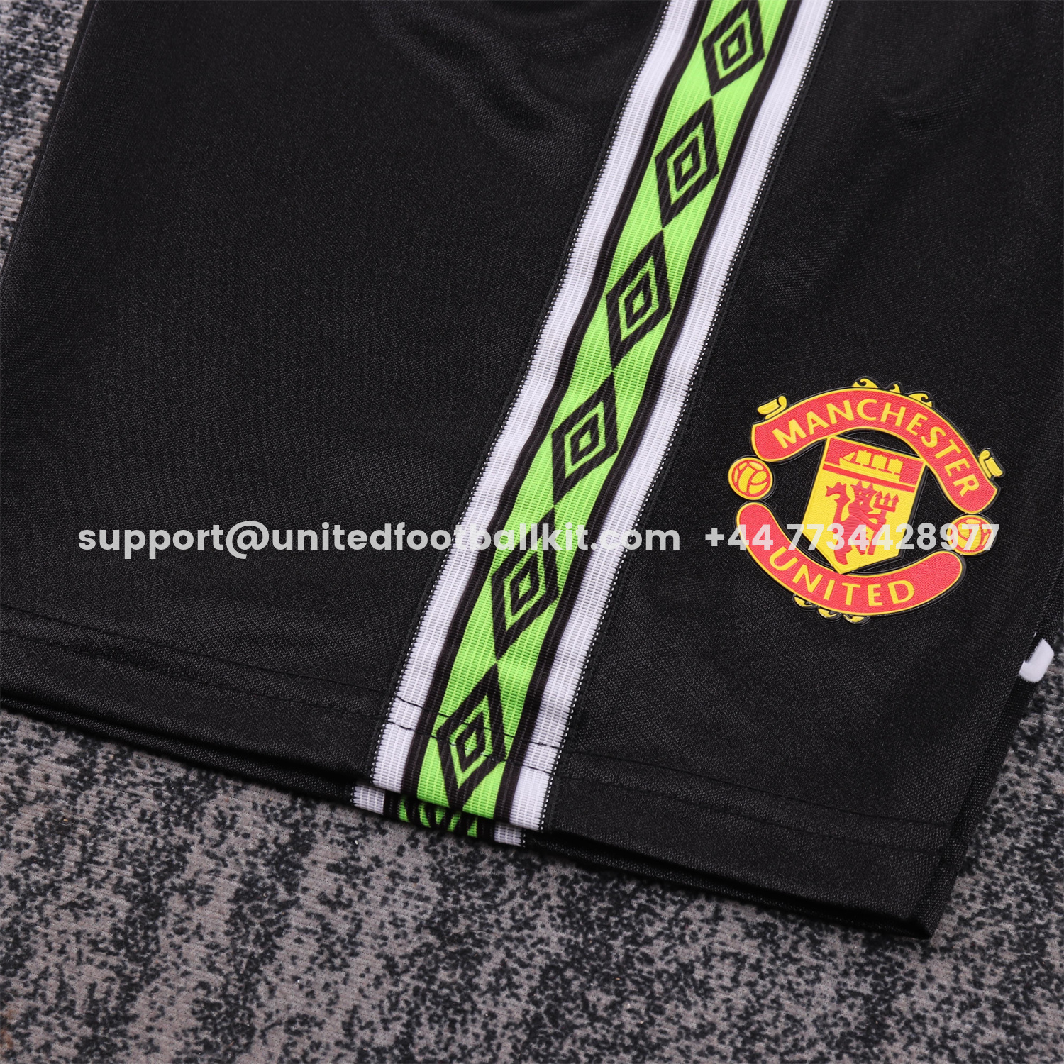 Unitedfootballkit.com | Retro Manchester United 1998-99 Third Kids Kit -Customize Name, Number and Patch | Worldwide Shipping