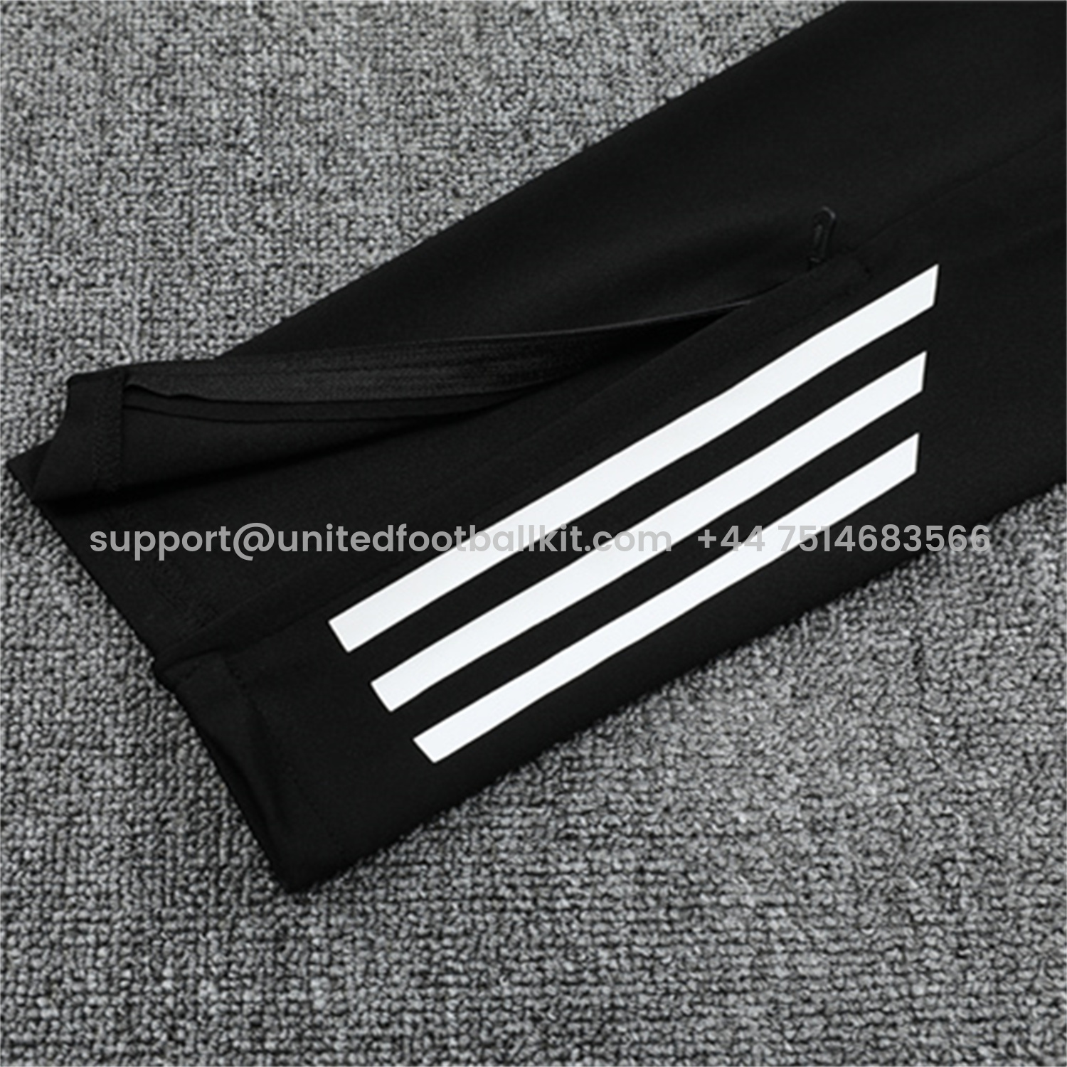 Unitedfootballkit.com | Manchester United 25-26 Long Sleeves Training Set - Purple Top & Black Pants -Customize Name, Number and Patch | Worldwide Shipping