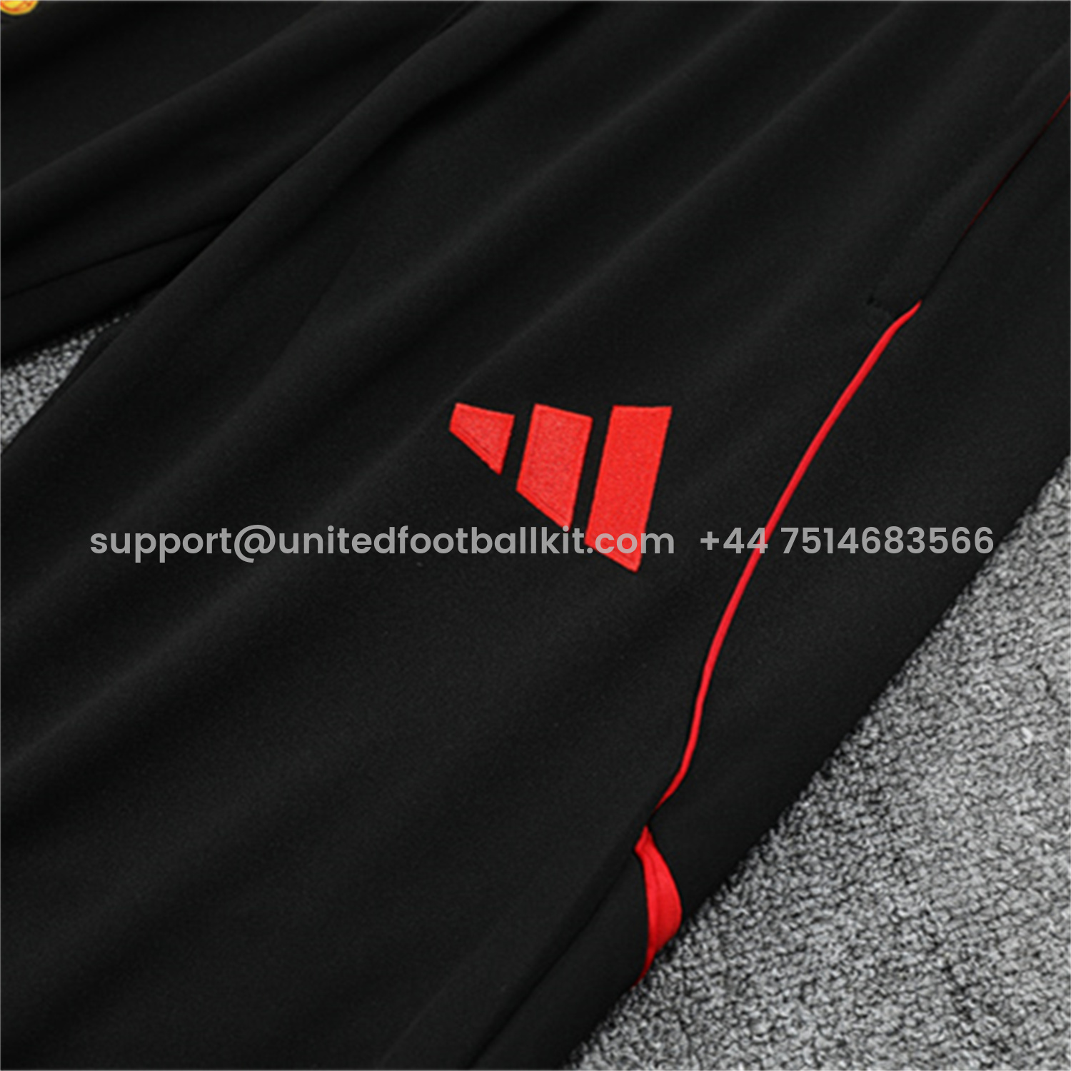 Unitedfootballkit.com | Manchester United 25-26 Long Sleeves Training Set - Red-Black Top & Black Pants -Customize Name, Number and Patch | Worldwide Shipping