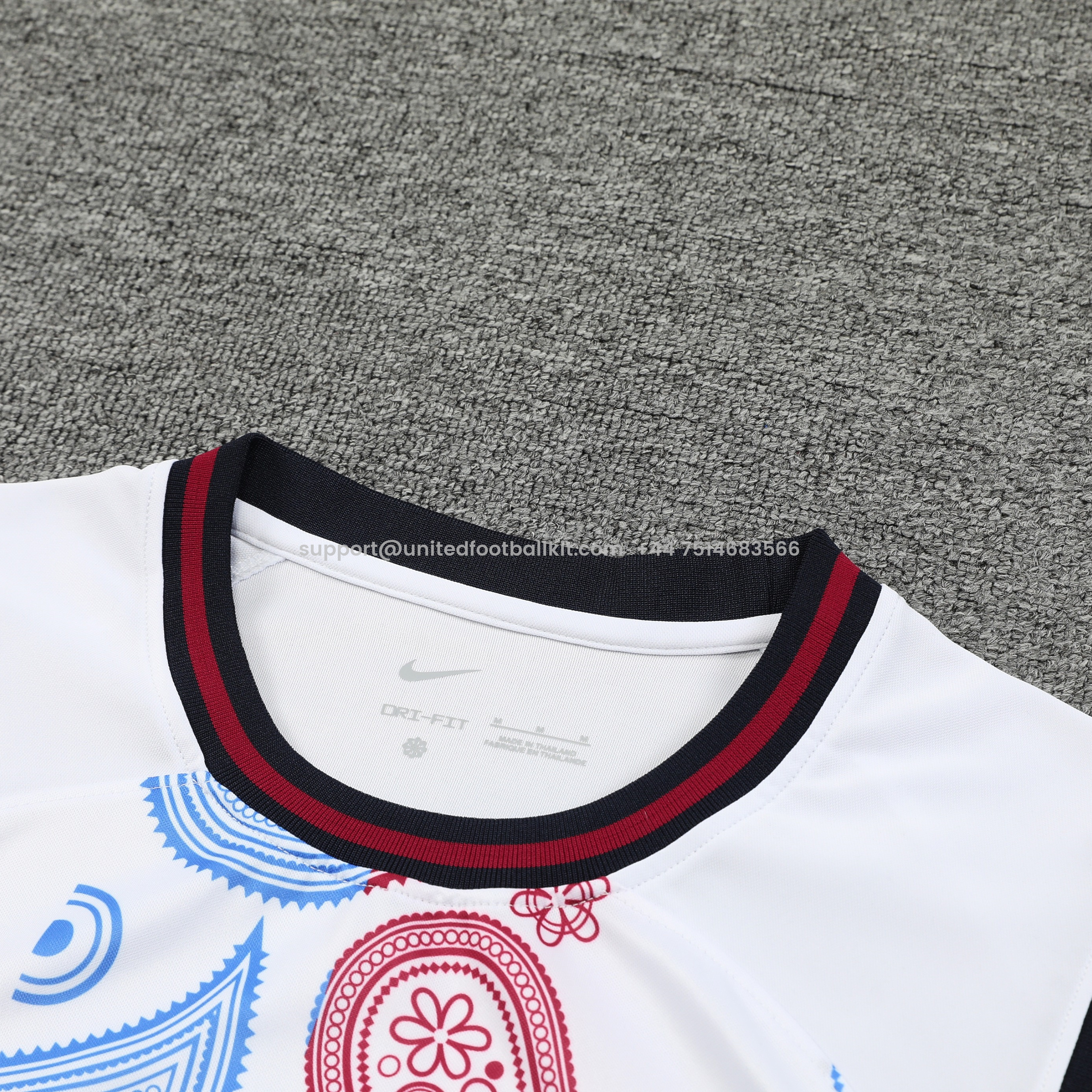 Unitedfootballkit.com | Barcelona 24-25 Training Vest Suit - White with Pattern -Customize Name, Number and Patch | Worldwide Shipping