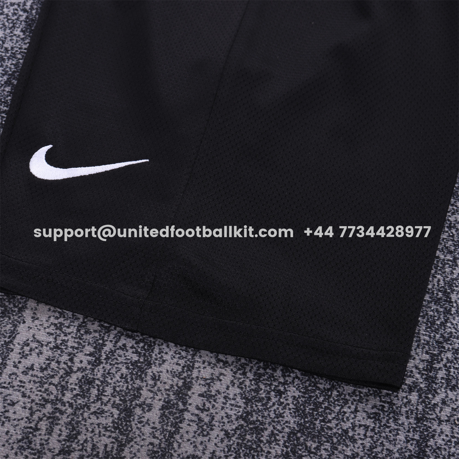 Unitedfootballkit.com | Retro Juventus 2012-13 Away Kids Kit -Customize Name, Number and Patch | Worldwide Shipping