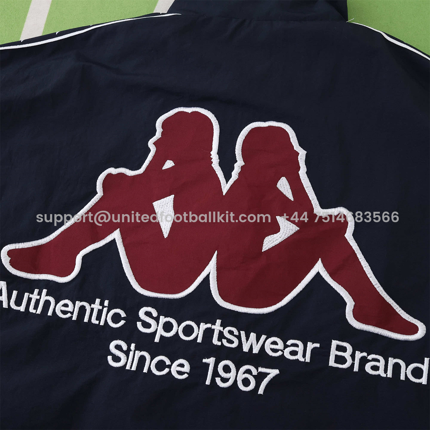 Unitedfootballkit.com | Real Madrid 25-26 Throwback Windbreaker Jacket - Black -Customize Name, Number and Patch | Worldwide Shipping