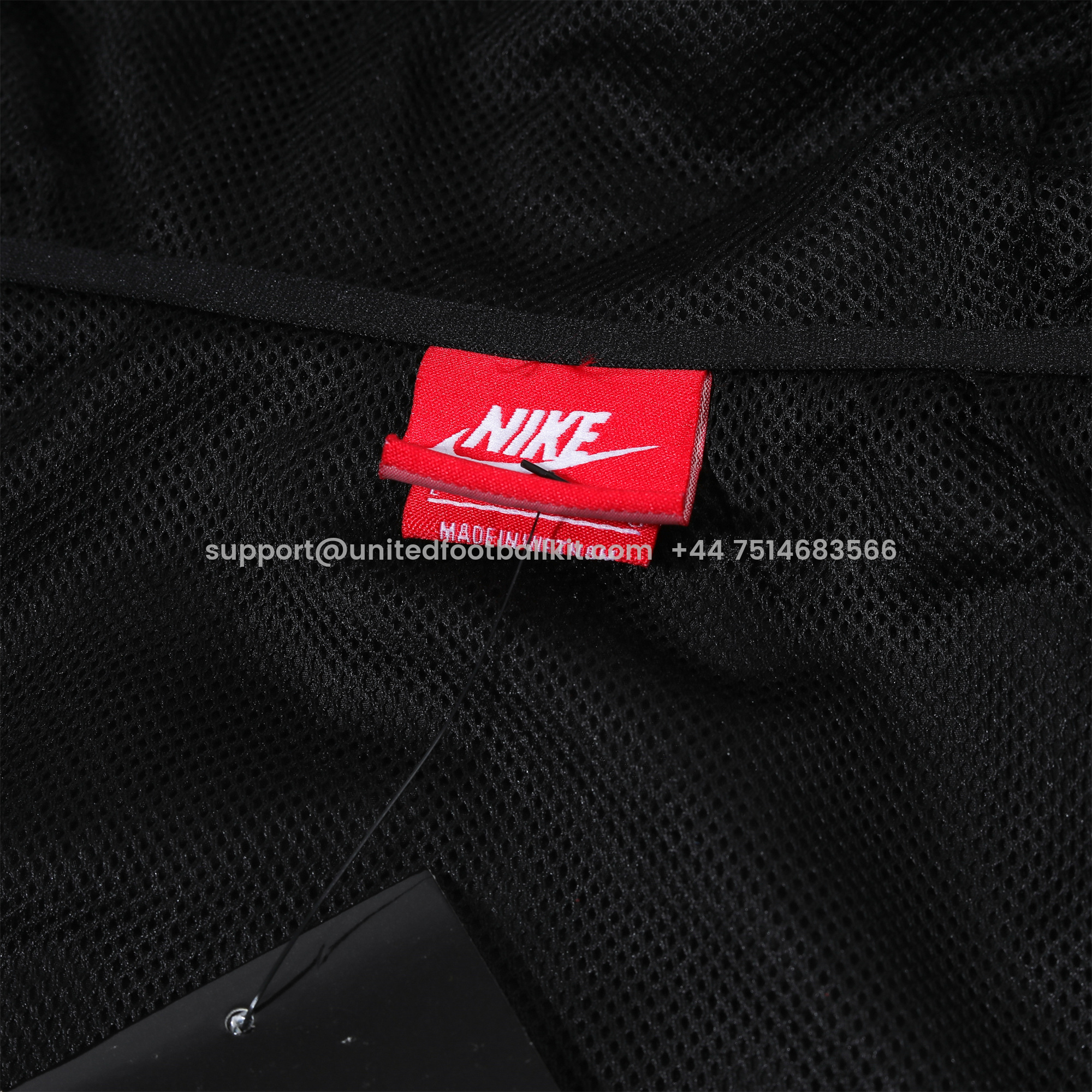 Unitedfootballkit.com | Inter Milan 24-25 Blue & Black Hooded Windbreaker - Player Version -Customize Name, Number and Patch | Worldwide Shipping