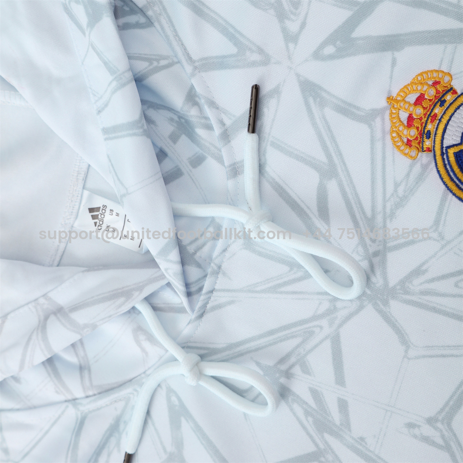 Unitedfootballkit.com | Real Madrid 25-26 Traning Hoodie Set - Triangular Spots White Hoodie With Black Pants -Customize Name, Number and Patch | Worldwide Shipping