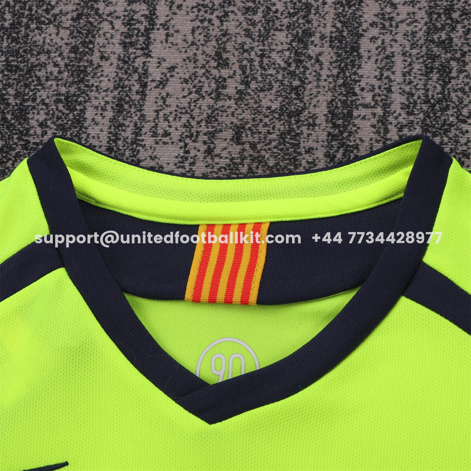 Unitedfootballkit.com | Retro Barcelona 2005-06 Away Kids Kit -Customize Name, Number and Patch | Worldwide Shipping