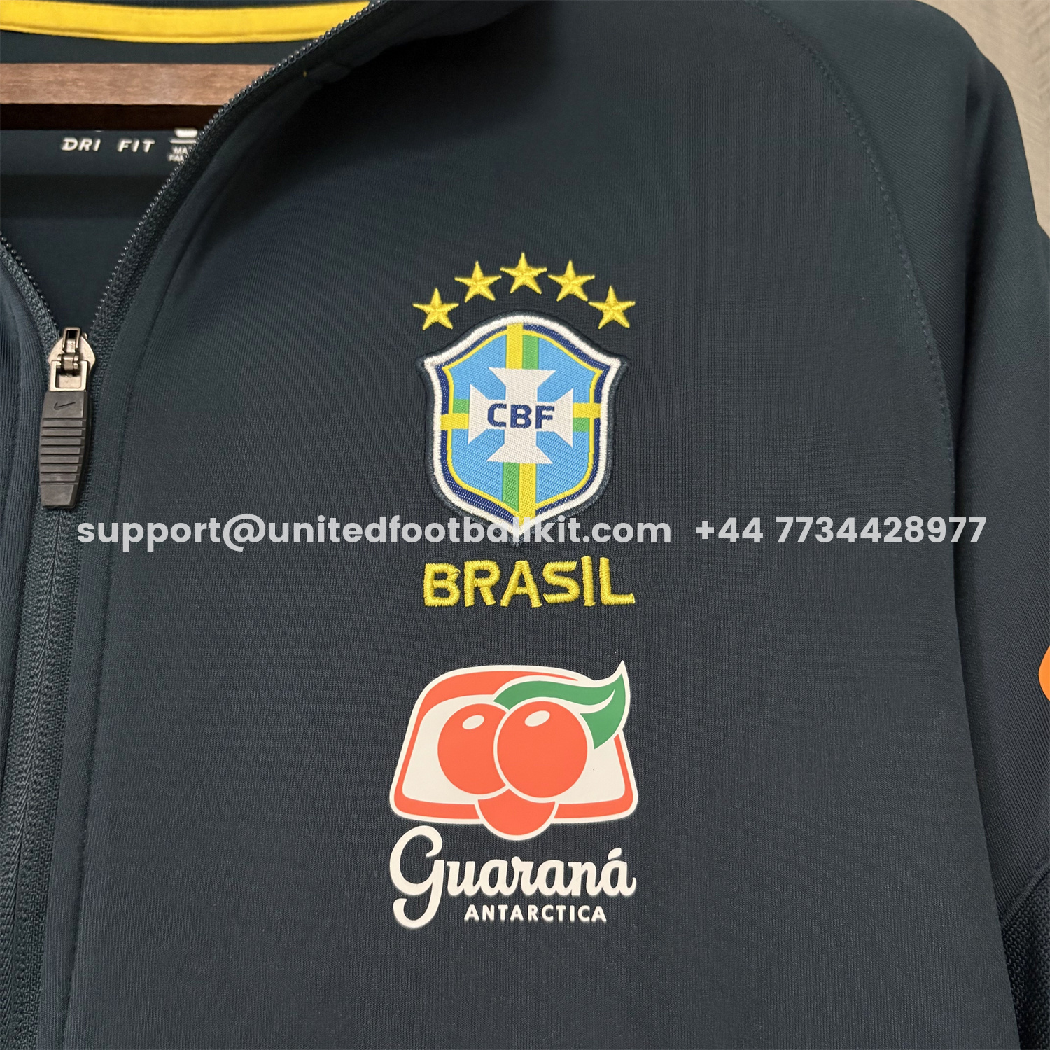 Unitedfootballkit.com | Retro Brazil 2022 Pre-Match Dark Blue Unsponsored Windbreaker -Customize Name, Number and Patch | Worldwide Shipping