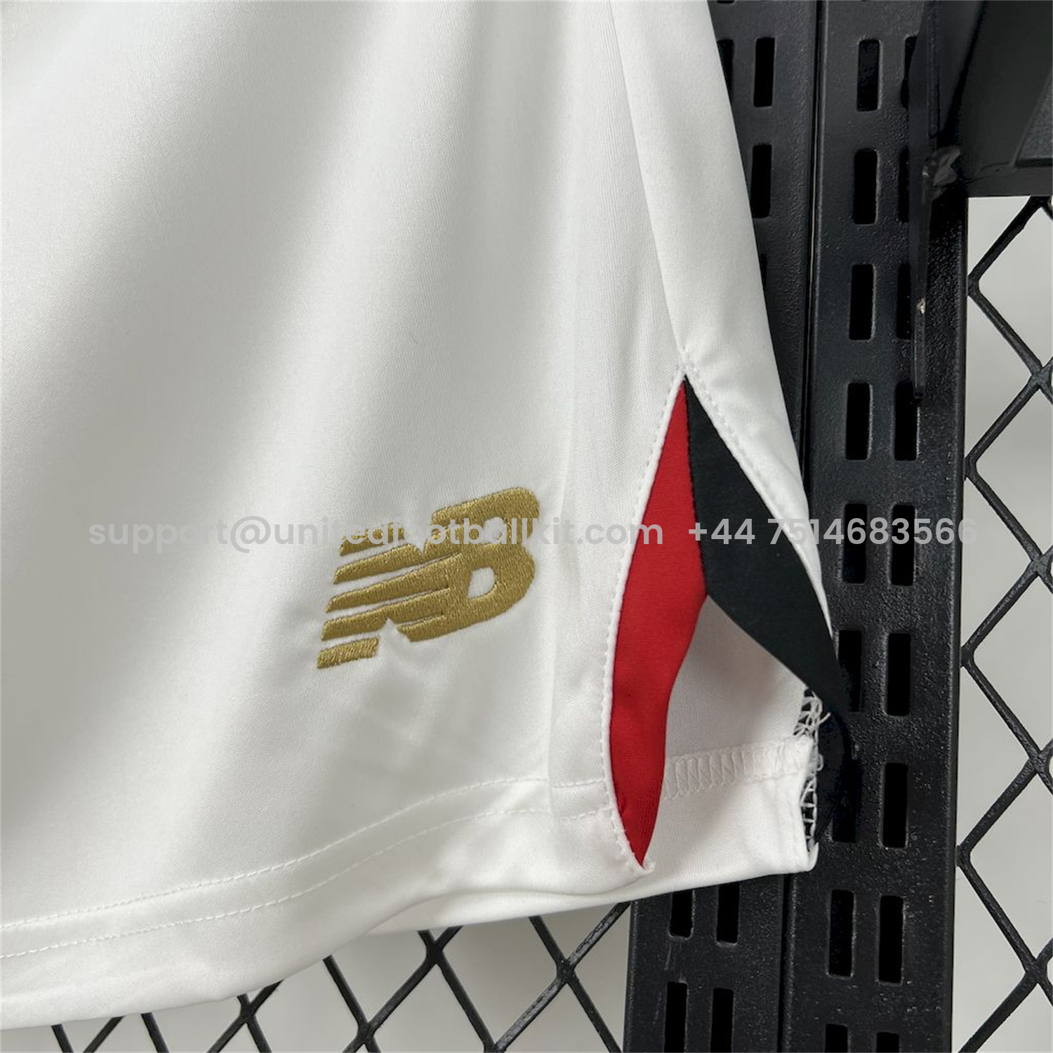 Unitedfootballkit.com | Sao Paulo 25-26 Home White Shorts - Fans Version -Customize Name, Number and Patch | Worldwide Shipping