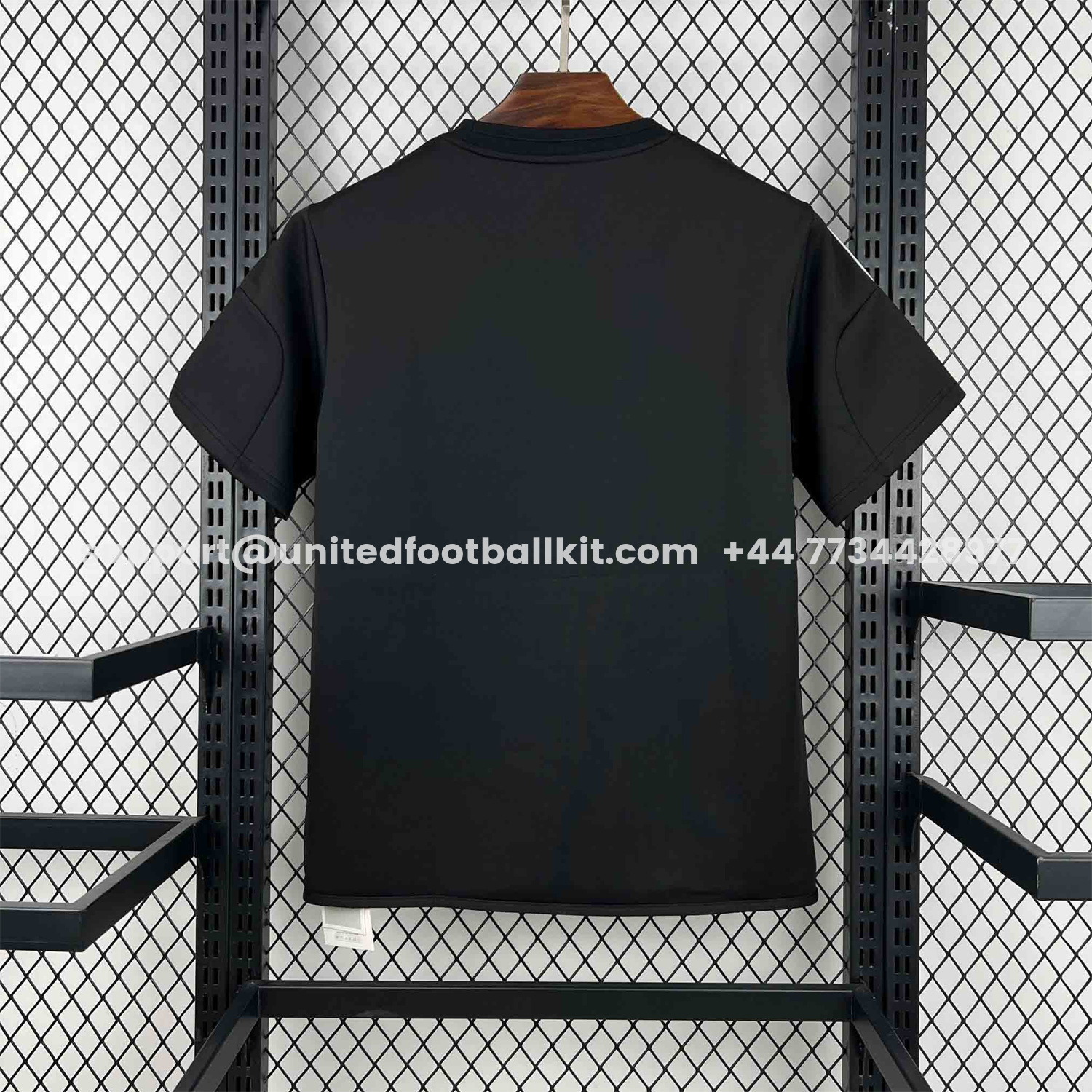 Unitedfootballkit.com | Real Madrid 26-27 Black Special Jersey - Fans Version -Customize Name, Number and Patch | Worldwide Shipping