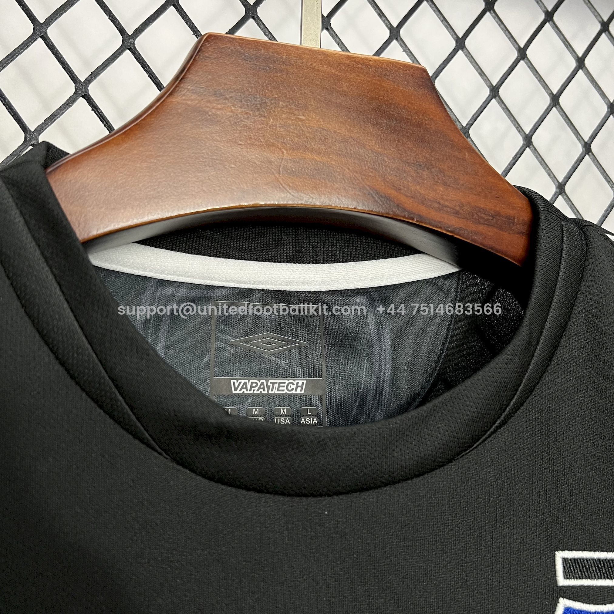 Unitedfootballkit.com | Retro Colo Colo 2006 Away Long Sleeve Jersey -Customize Name, Number and Patch | Worldwide Shipping