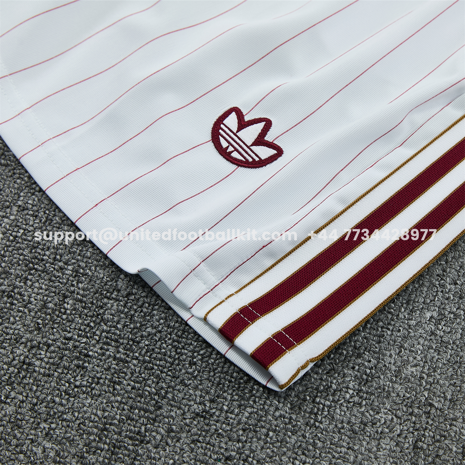 Unitedfootballkit.com | Arsenal 25-26 Retro Style Short-Sleeve Training Set - Colors Top & White With Thin Mar Pants -Customize Name, Number and Patch | Worldwide Shipping