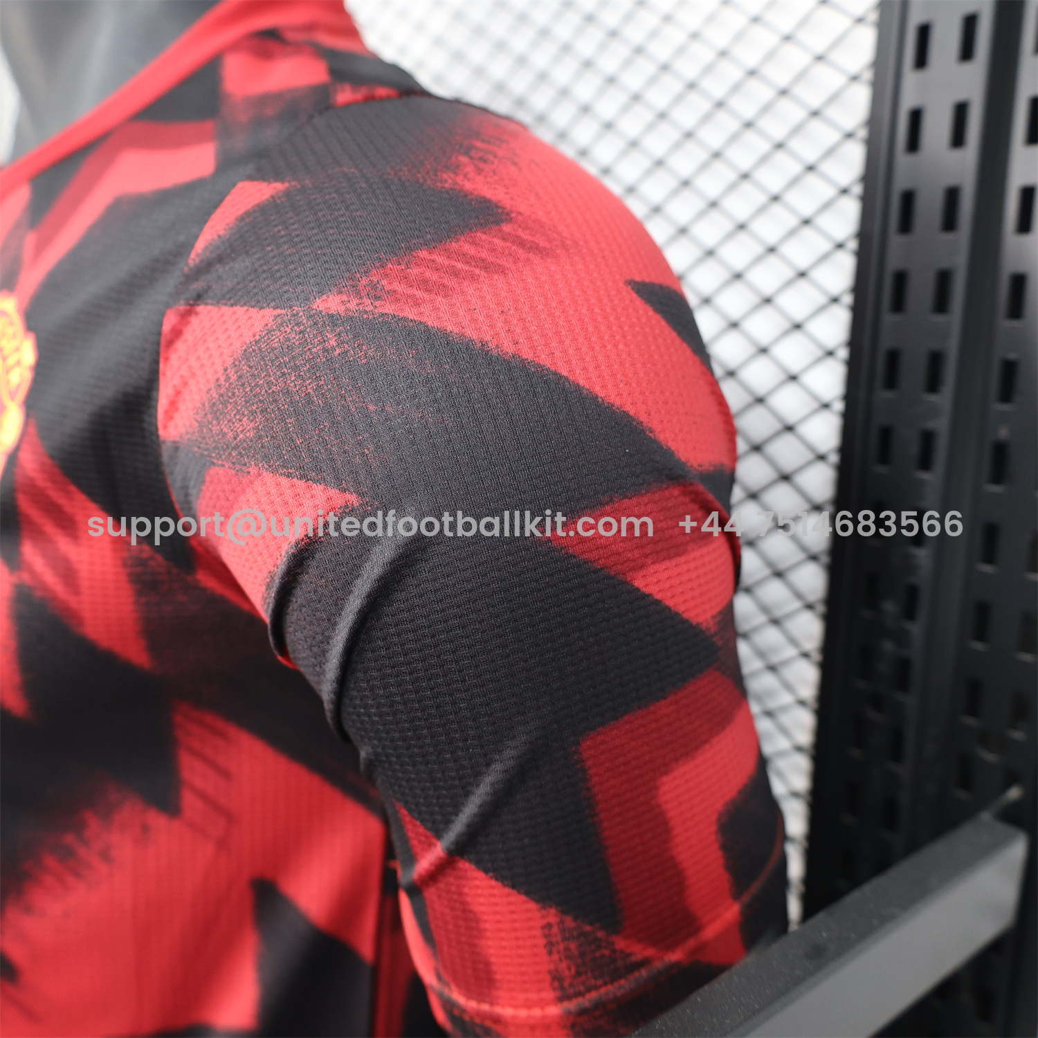 Unitedfootballkit.com | Manchester United 25-26 Red Pre-match Training Jersey - Player Version -Customize Name, Number and Patch | Worldwide Shipping