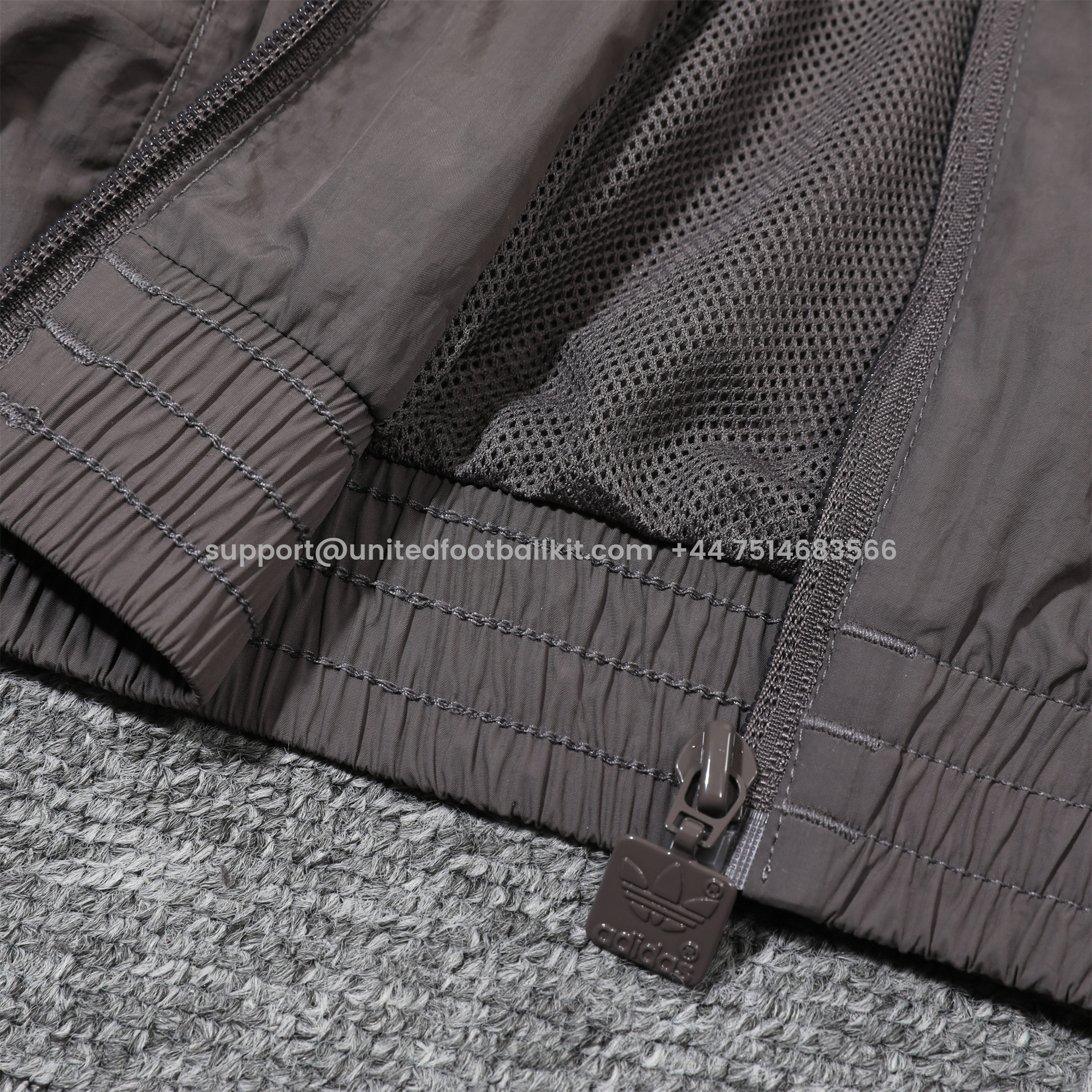 Unitedfootballkit.com | Real Madrid 24-25 Throwback Windbreaker Suit - Grey Jackets & Pants -Customize Name, Number and Patch | Worldwide Shipping