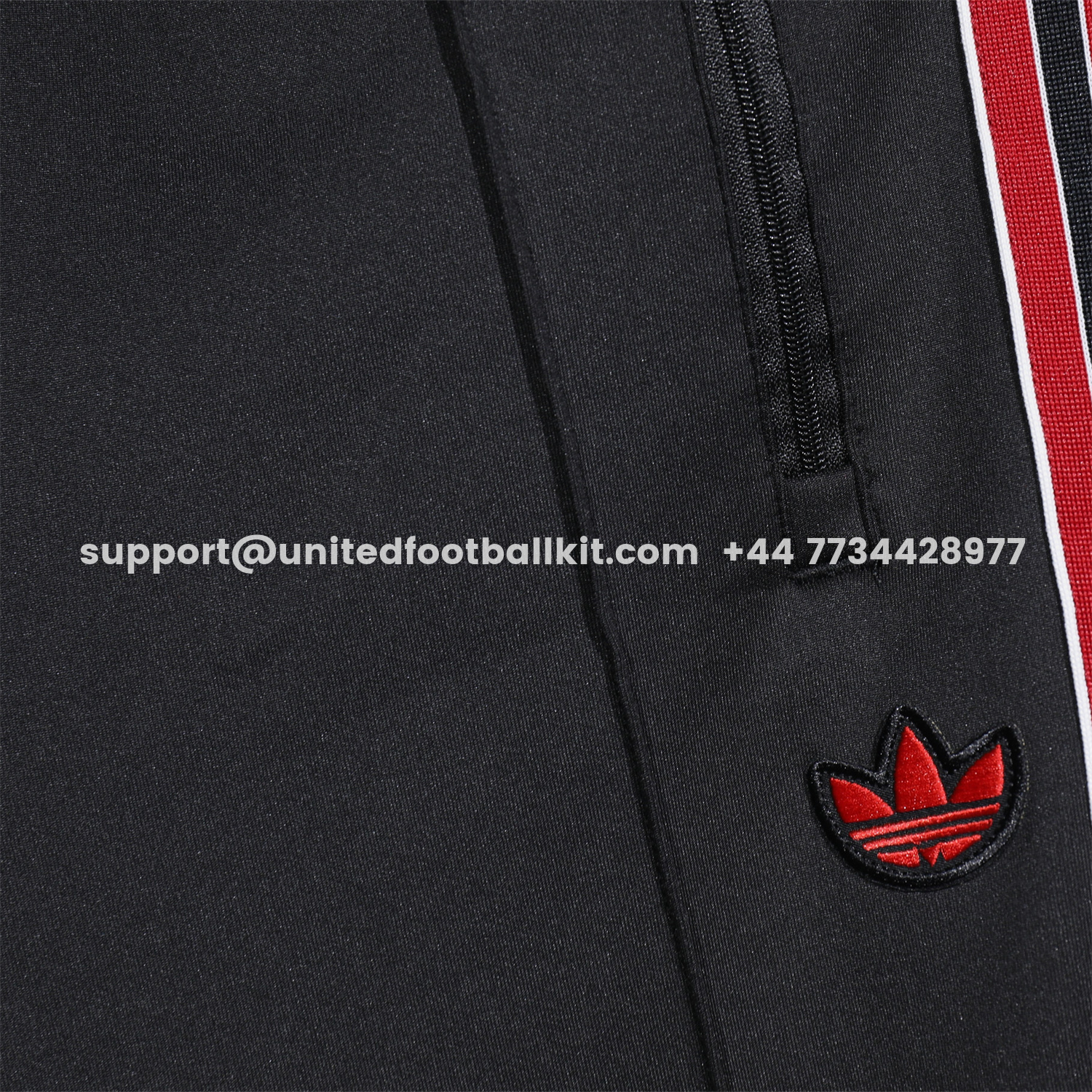 Unitedfootballkit.com | Manchester United 25-26 Red Lines Training Set - Black Top and Black Pants -Customize Name, Number and Patch | Worldwide Shipping