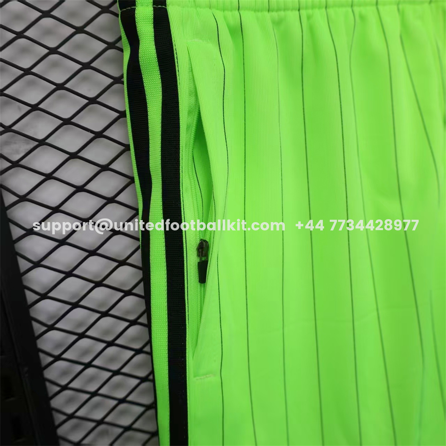 Unitedfootballkit.com | Celtic 25-26 Trefoil Green Travel Shorts - Player Version -Customize Name, Number and Patch | Worldwide Shipping